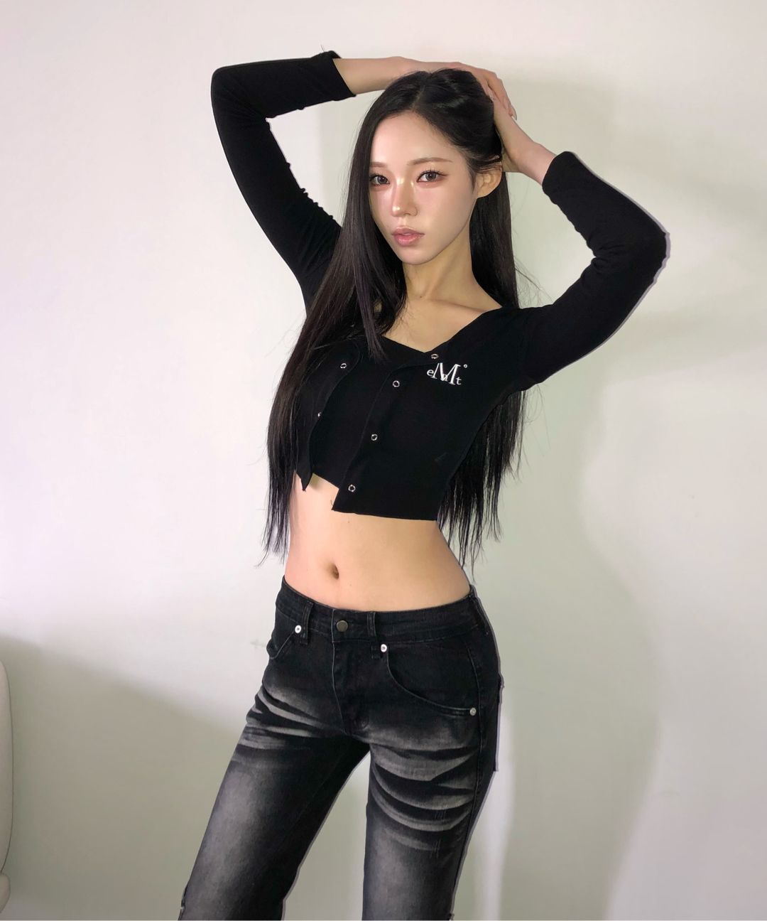 #預購 🇰🇷韓國26春夏 MUCENT 綁帶短版長袖 3色 M19