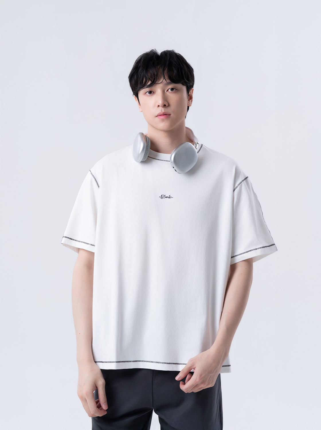 撞色車線簡約繡花短TEE