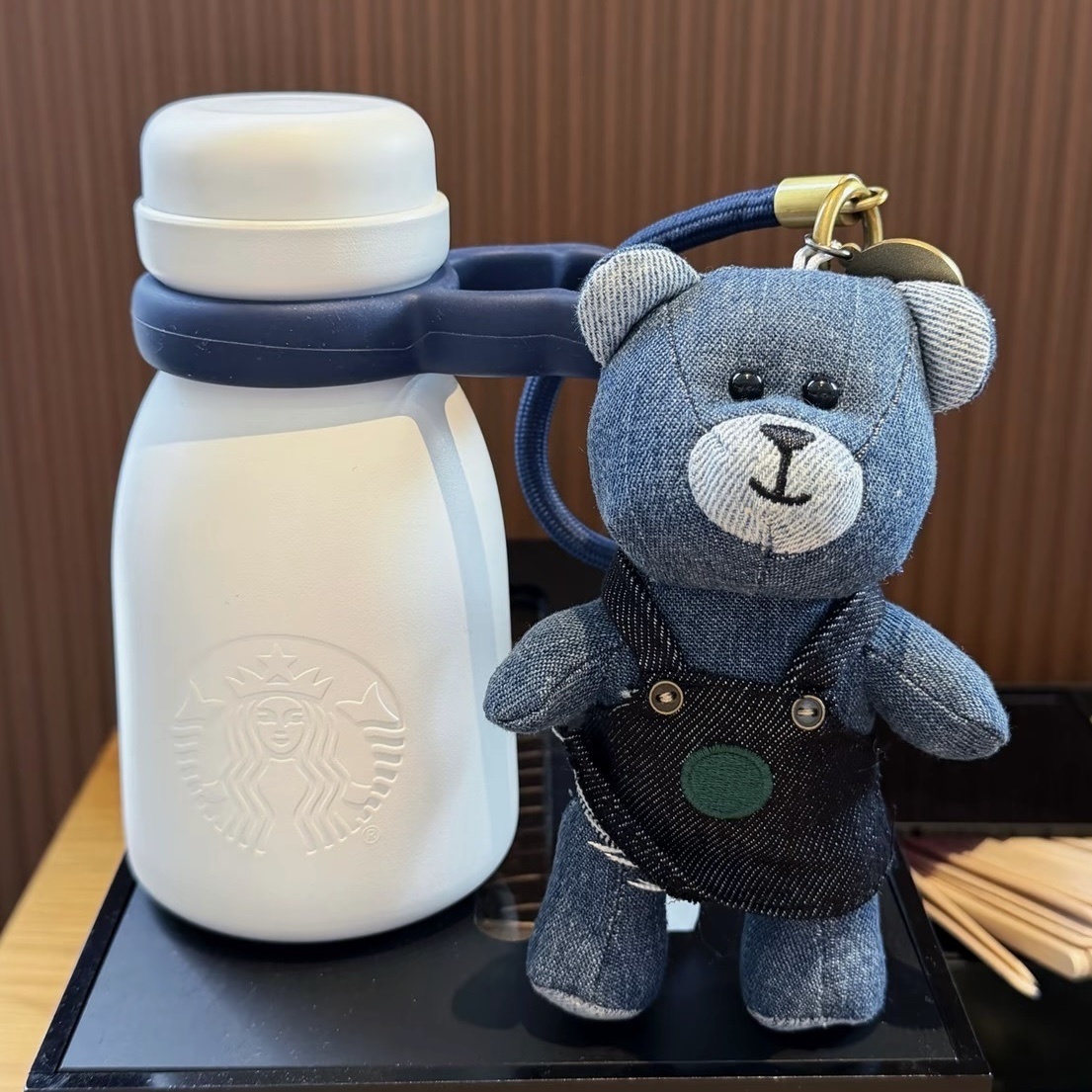 STARBUCKS 星巴克 牛仔單寧星咖系列 不鏽鋼奶瓶造型保溫隨行杯 附熊店長掛件
