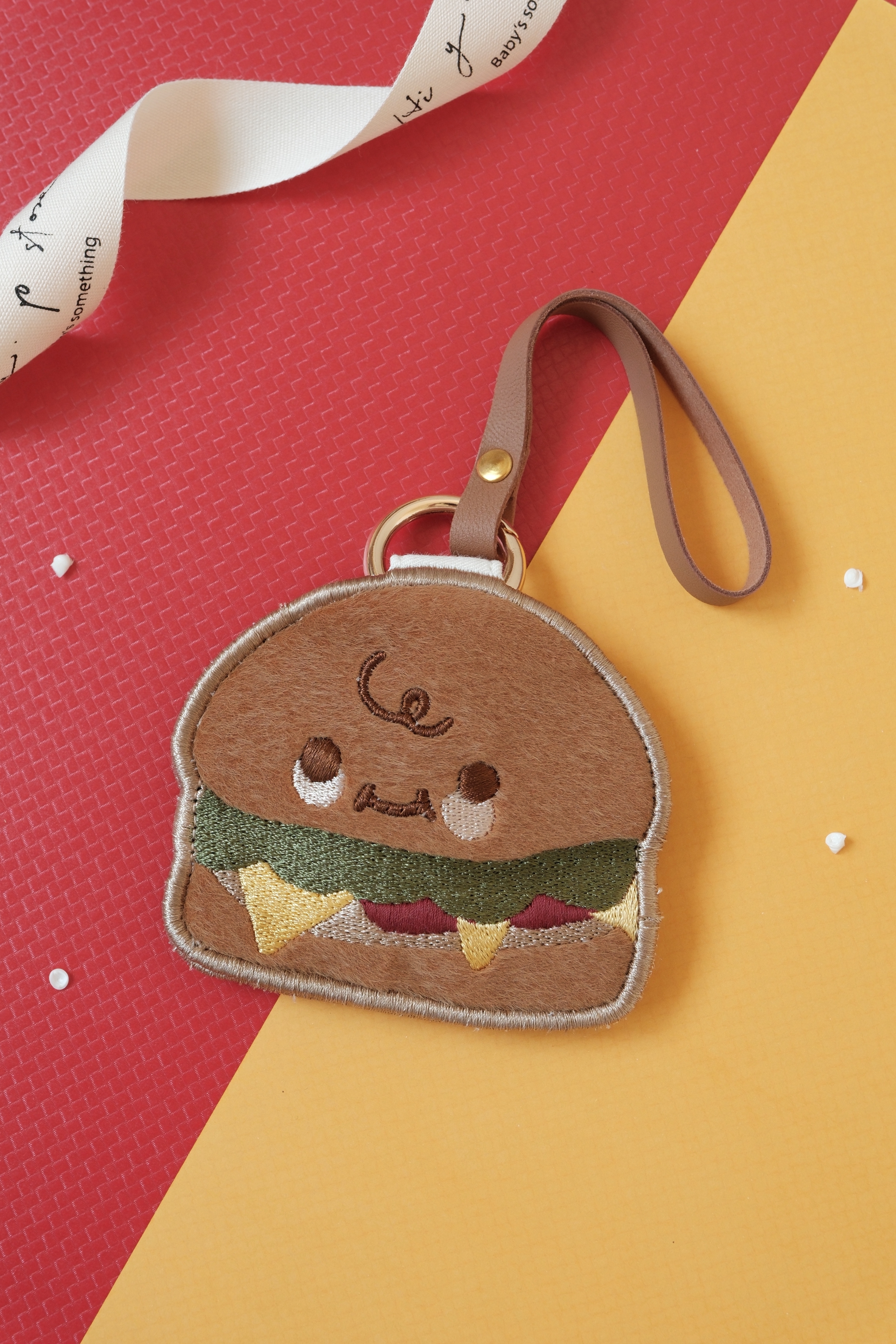 Hi Y.P store-刺繡萬用皮飾-獨家設計-漢堡