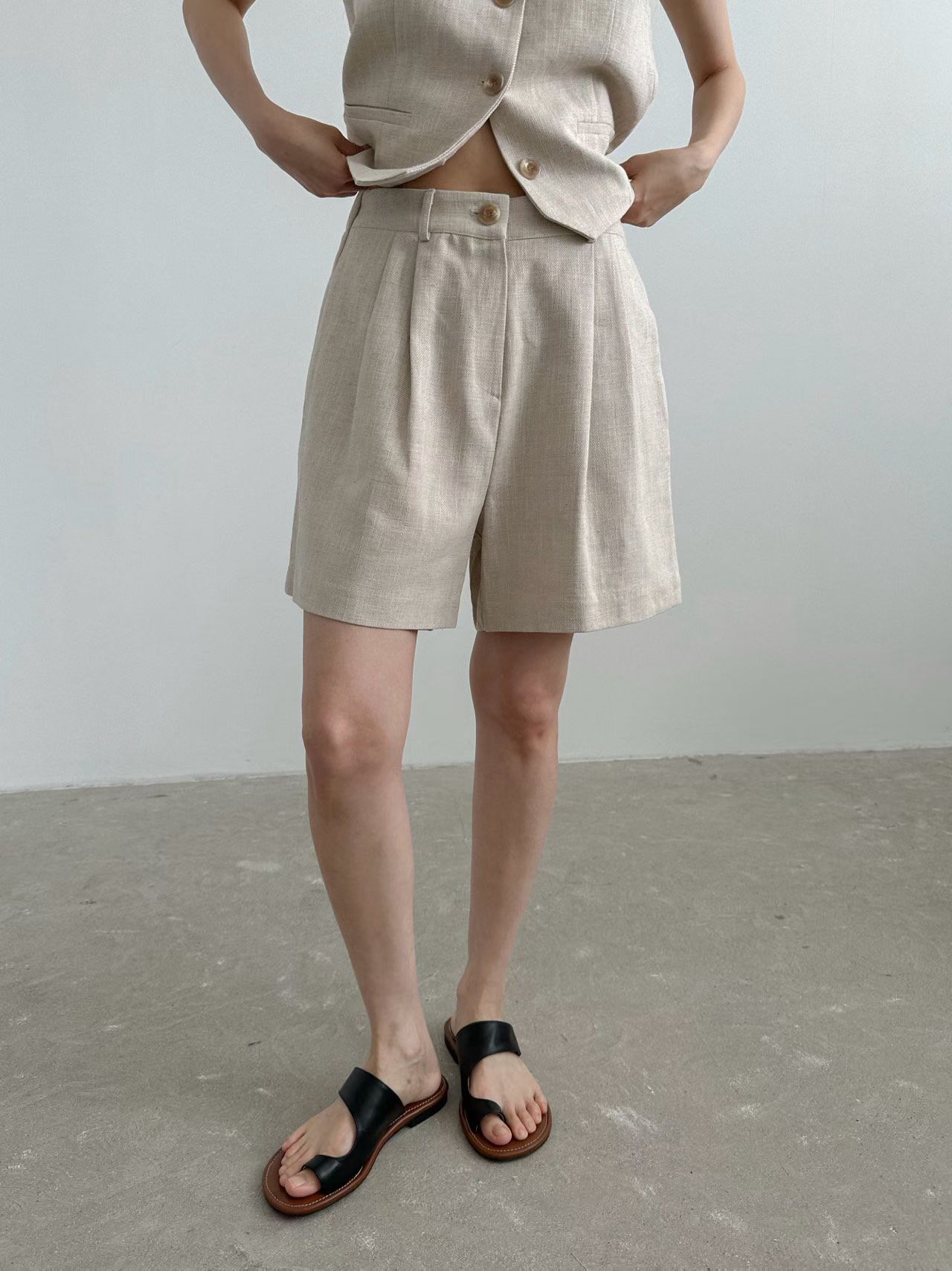 VV2604 Linen Regular Shorts