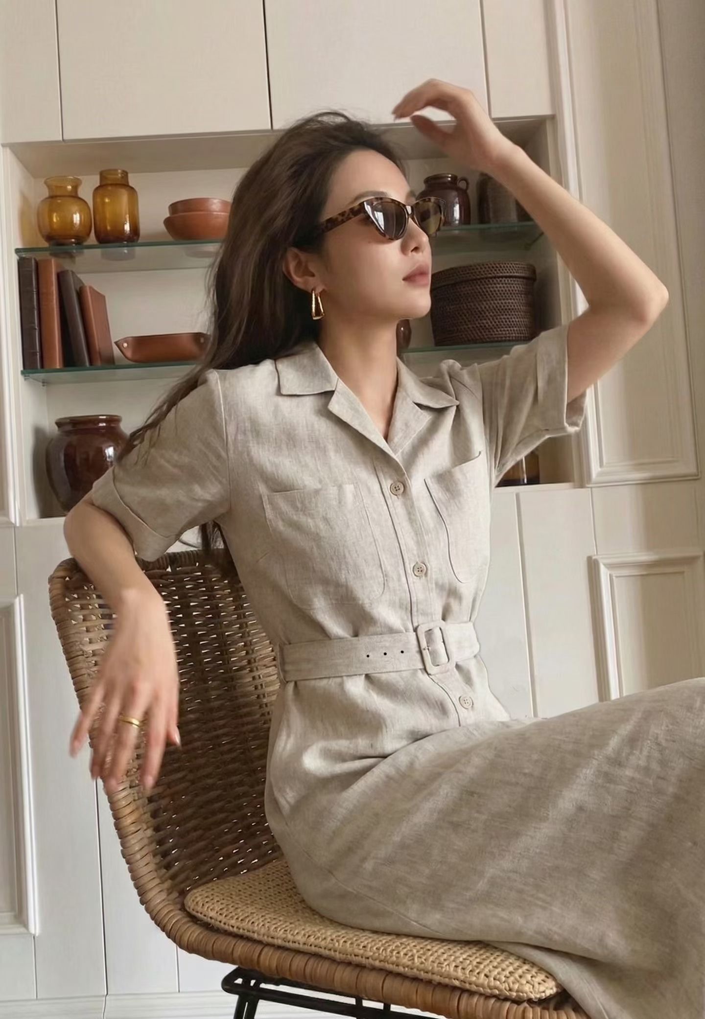 奶油杏附腰帶雙口袋造型棉麻洋裝-S-XL (Elegant & Love)