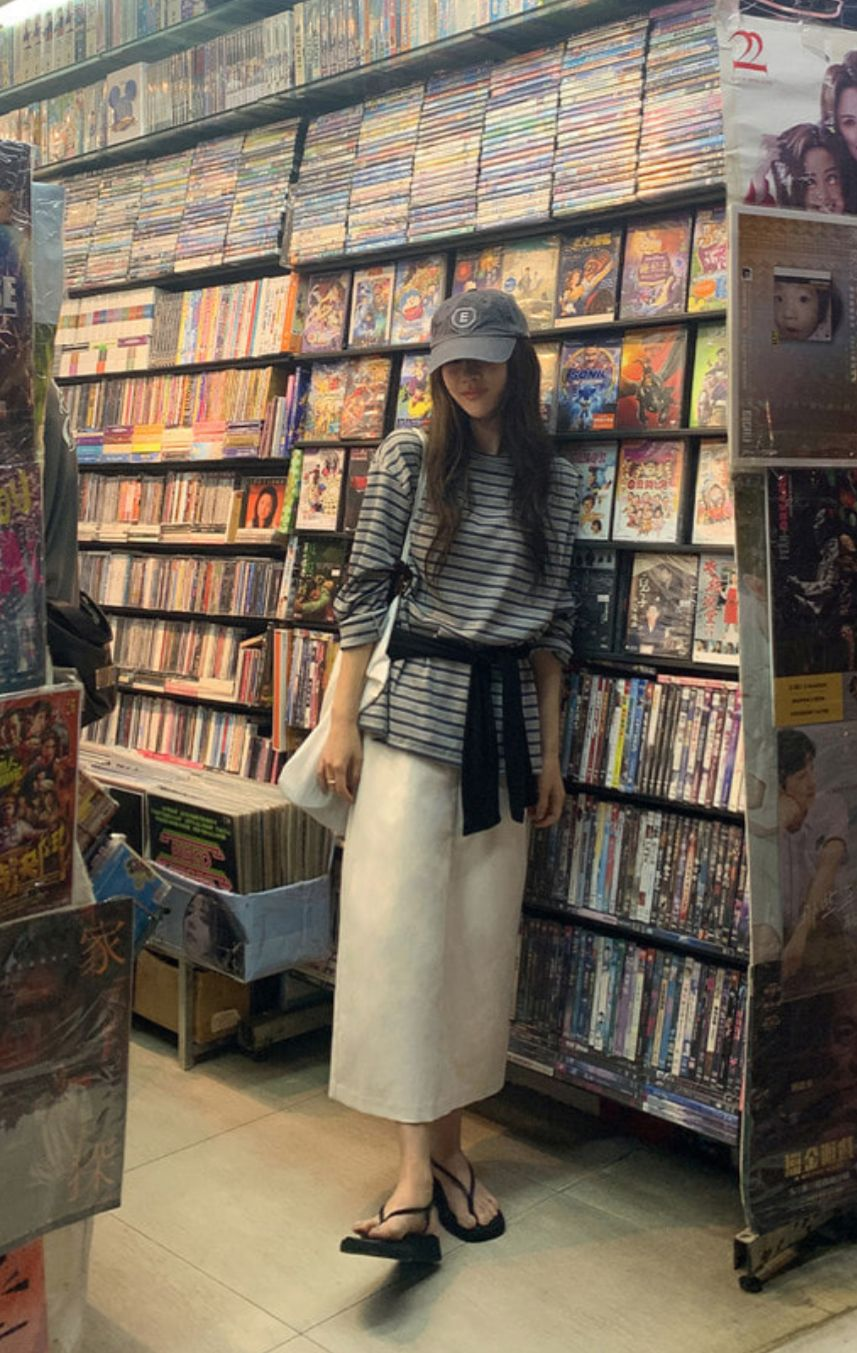 圓領橫間長袖上衣(灰色)