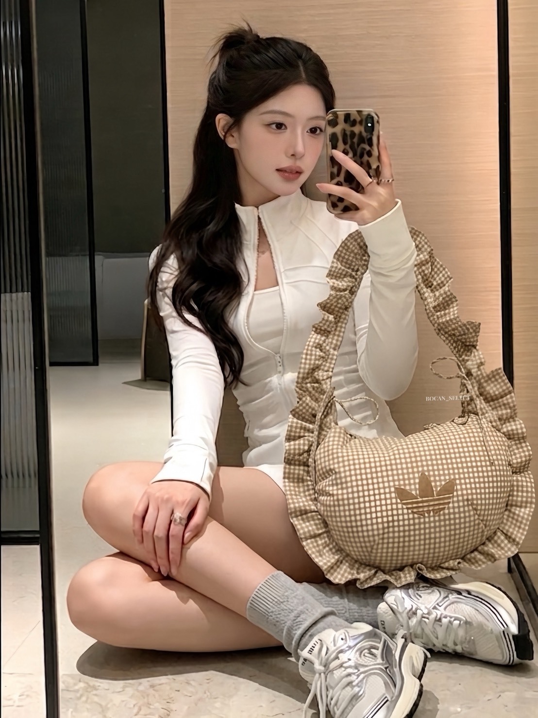 ADIDAS ORIGINALS  黃白格紋 束口 皺摺 雲朵包