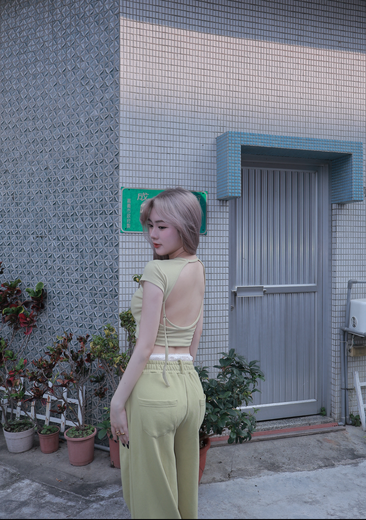 美背挖空top