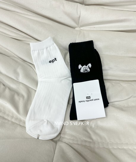 <快速出貨> ept 白logo襪 黑狗狗襪