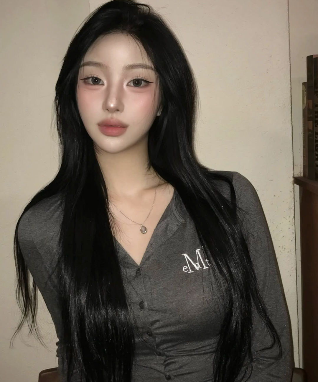 MUCENT 安茲圓領修身針織開衫 P0000BFX