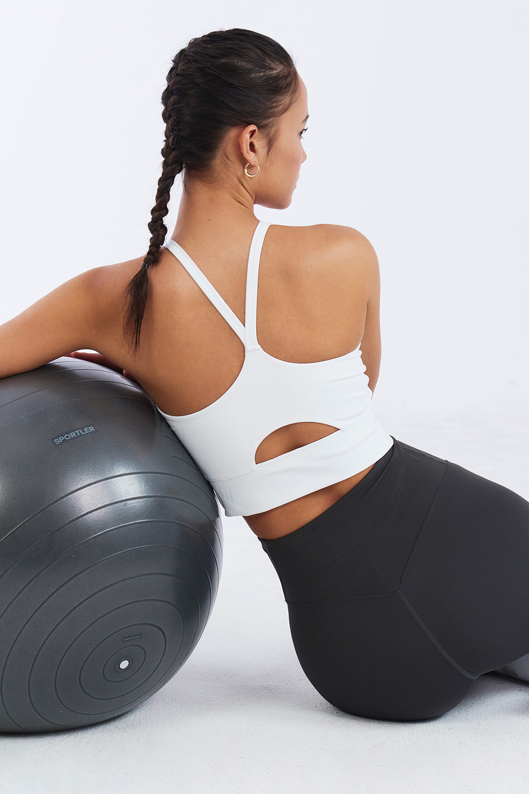 【入LIVECODE一件減至$268😱🔥！】【韓妹大熱運動日常品牌HDEX🔥】Women`s Support Halterneck Bra Top (2colors)