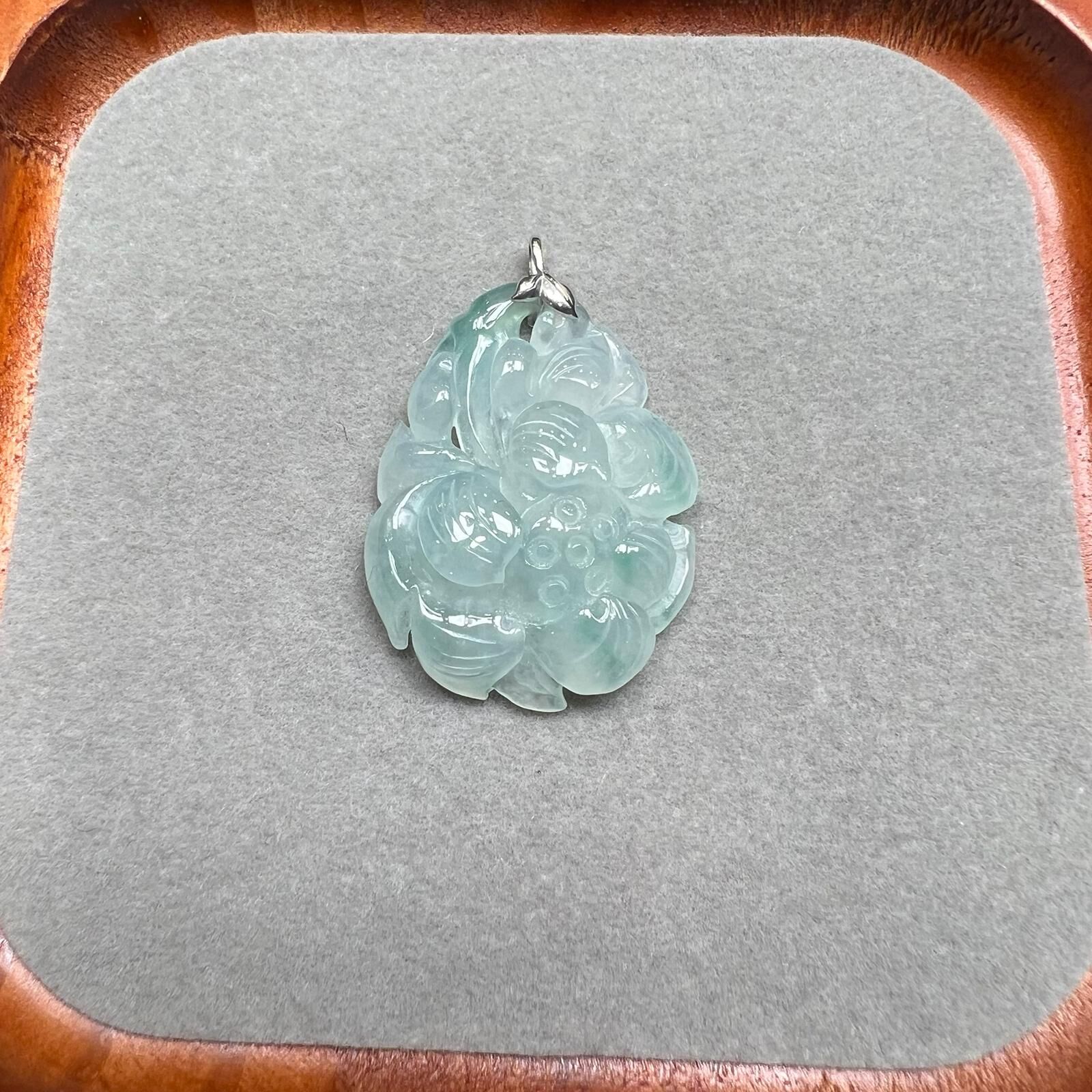 SD215 正冰蓮花罕有冰件 **連證書