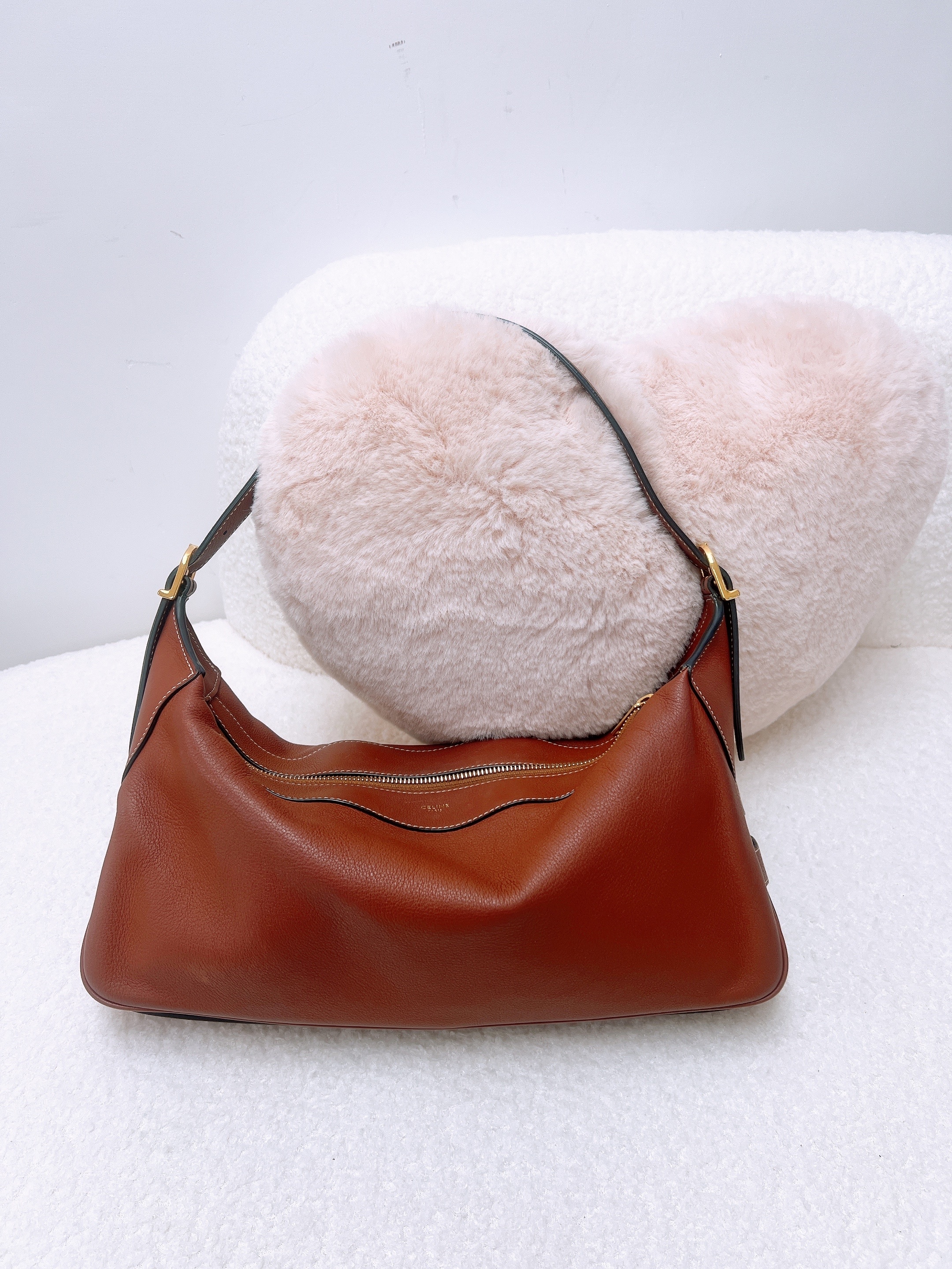 Celine romy tan medium