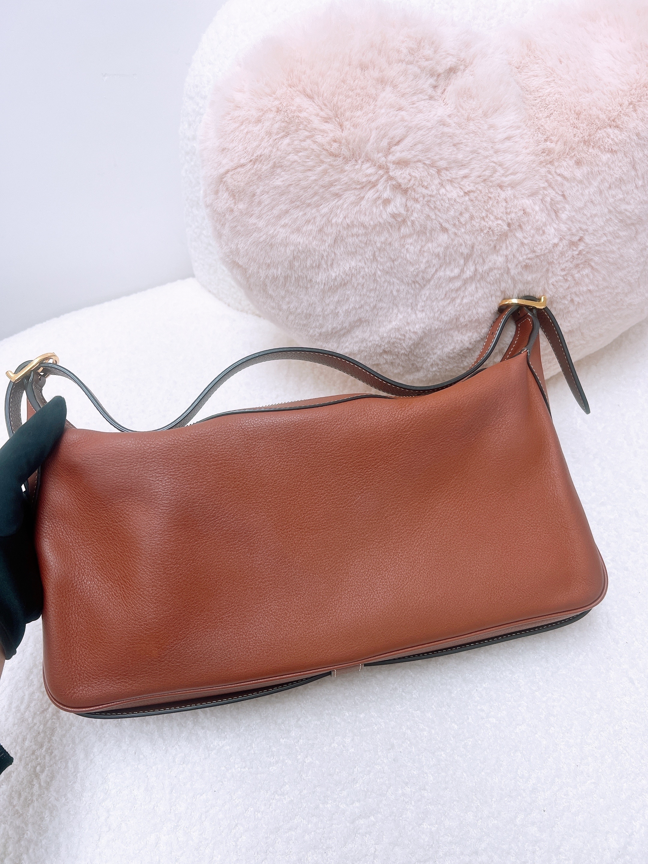 Celine romy tan medium