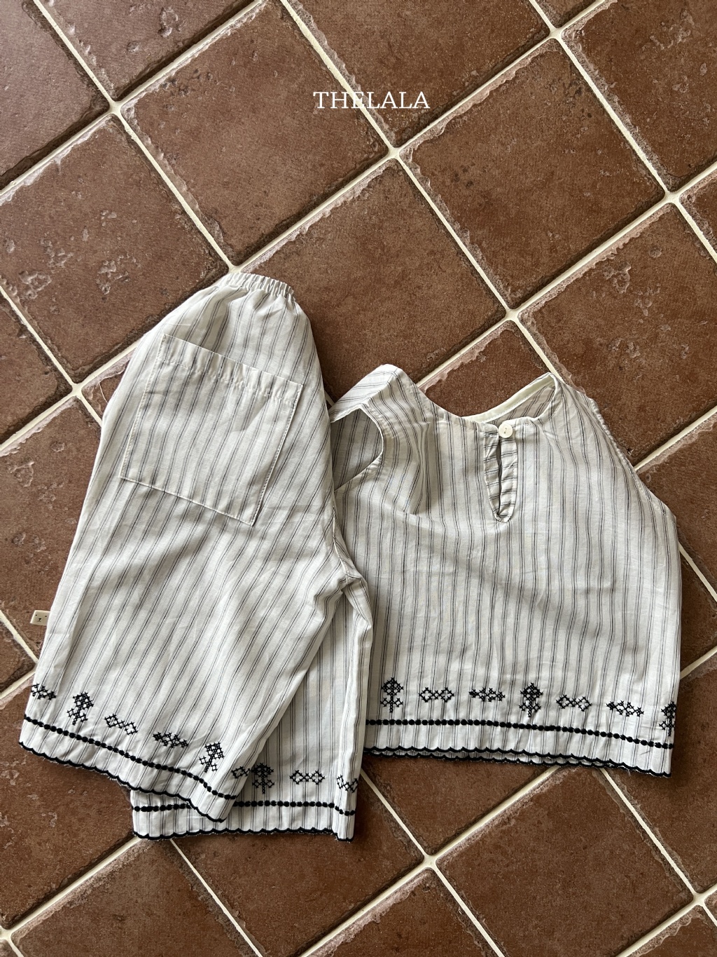 正韓夏lalla 小童直條波浪滾邊套裝