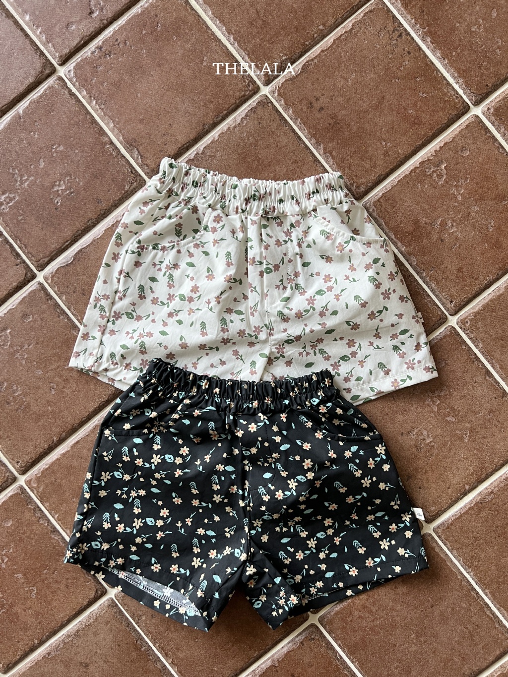 正韓夏lalla 小童兩色滿滿花朵短褲