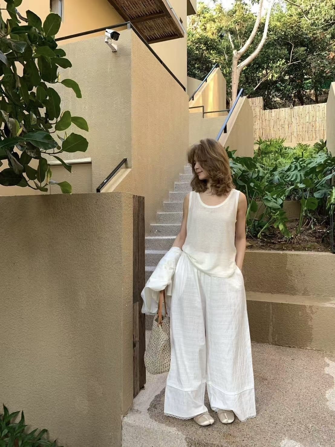 081 慵懶舒適麻感背心