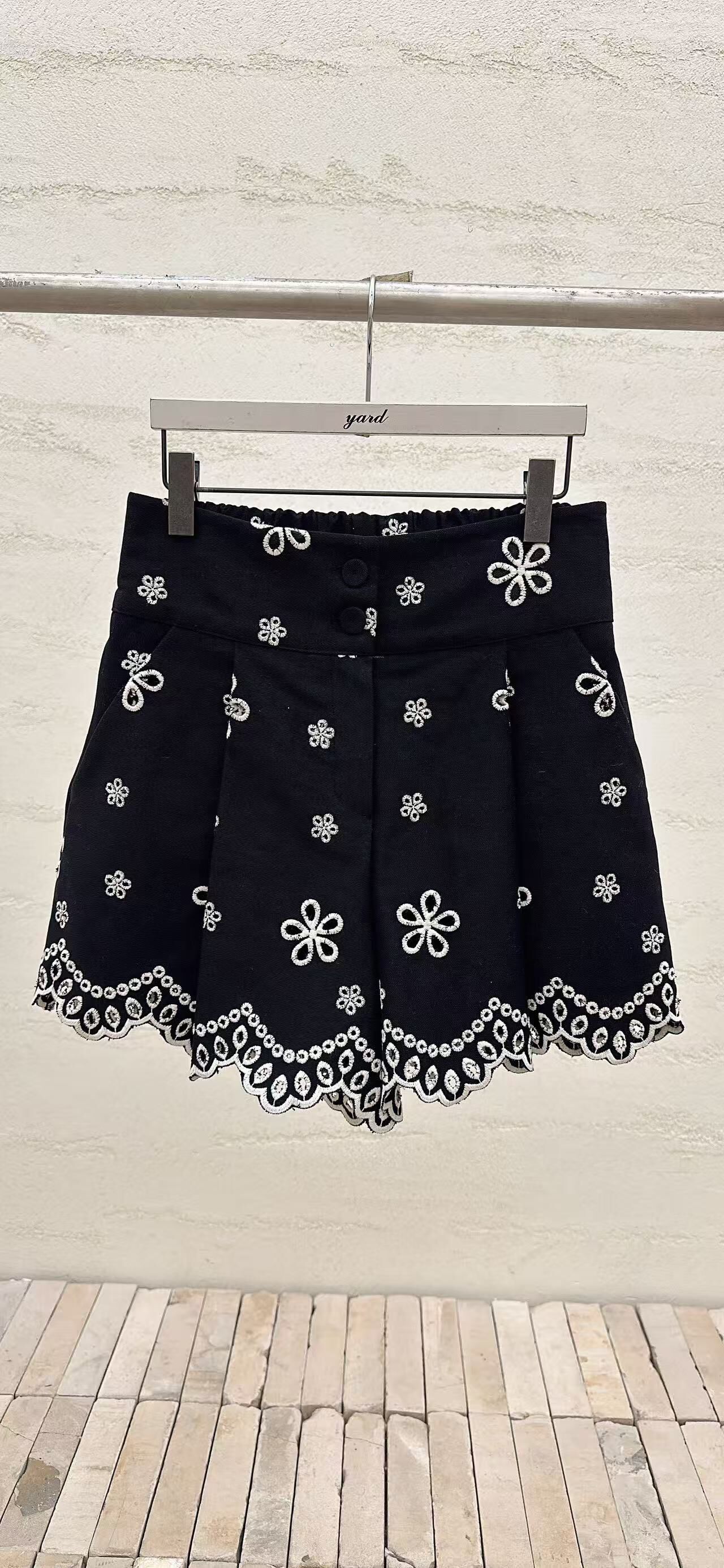 Y40 腰 26-36 長 15.5 hip50 $ 489