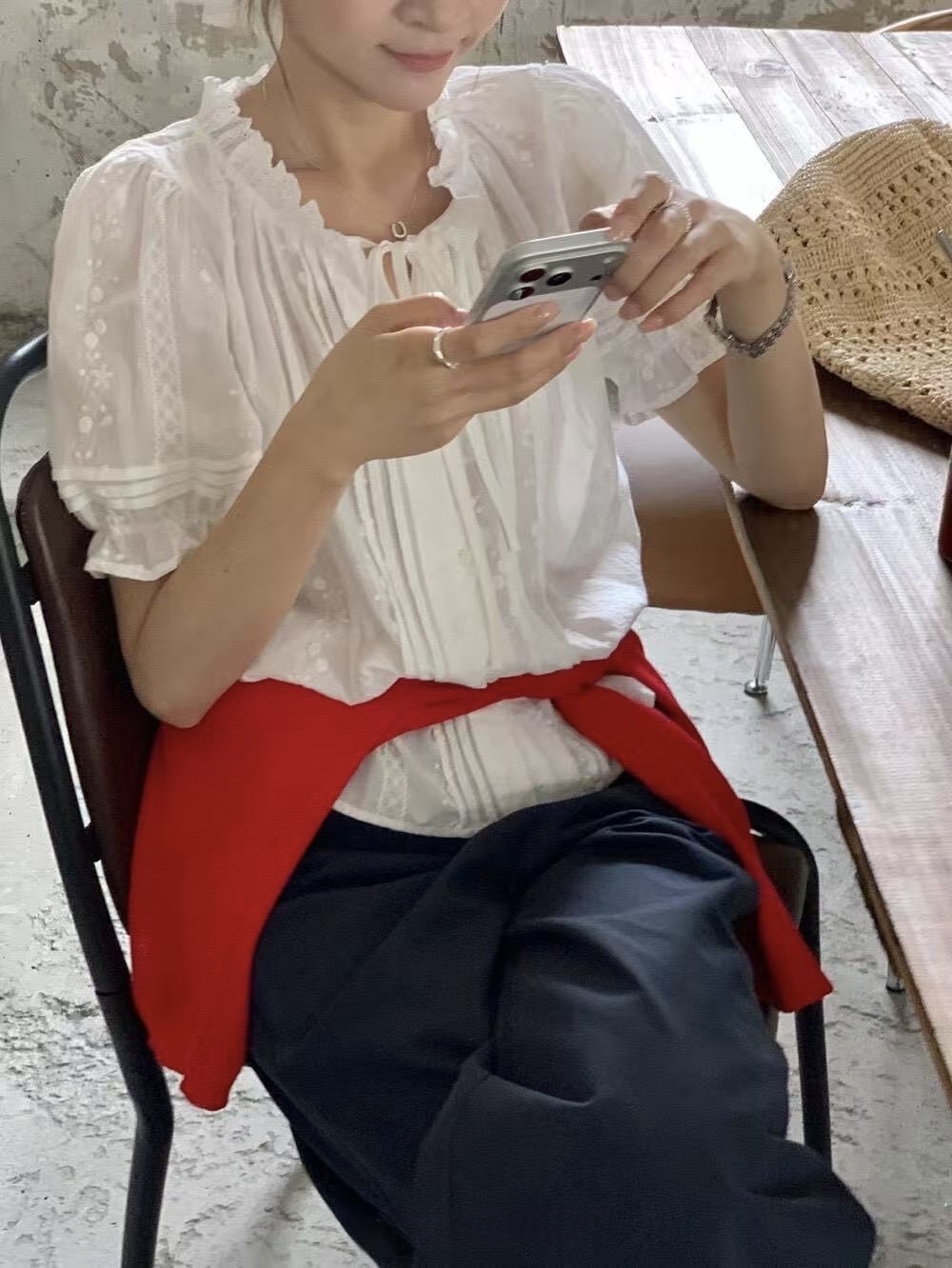 338 清透感木耳領綁帶襯衫