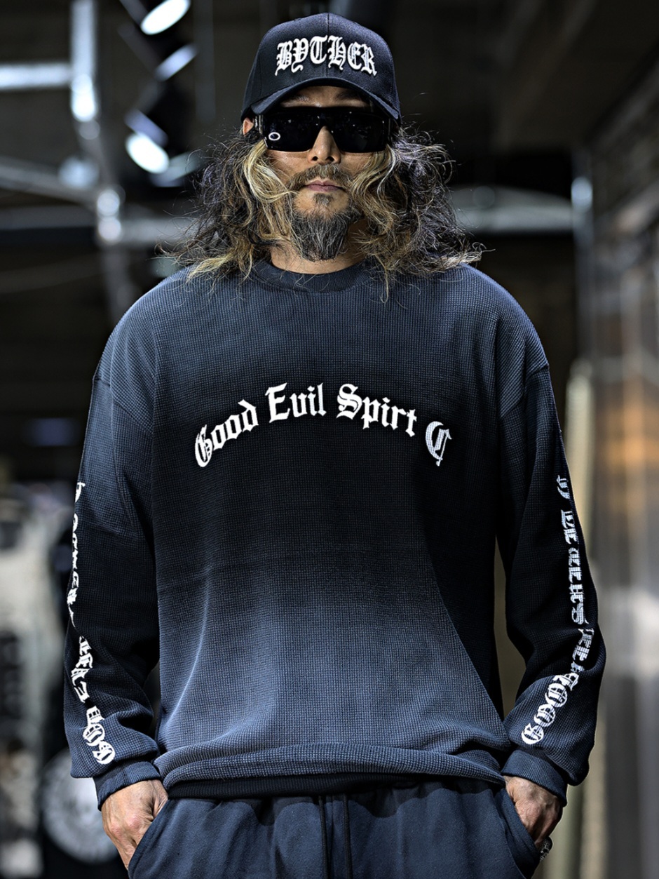 髒洗哥德字母華夫格上衣