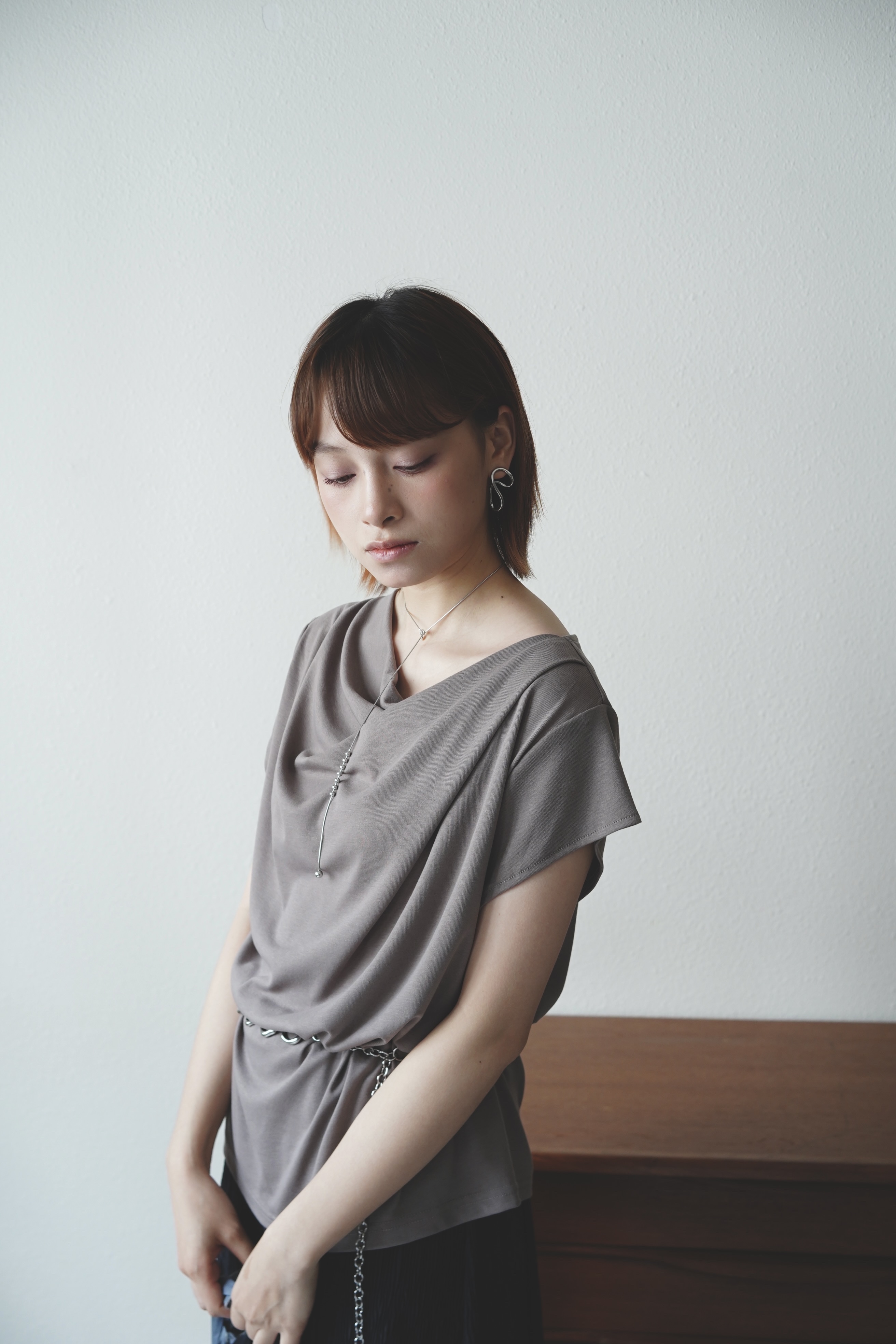 舒適優雅 ～ 莫代爾墮領上衣 - BL52776