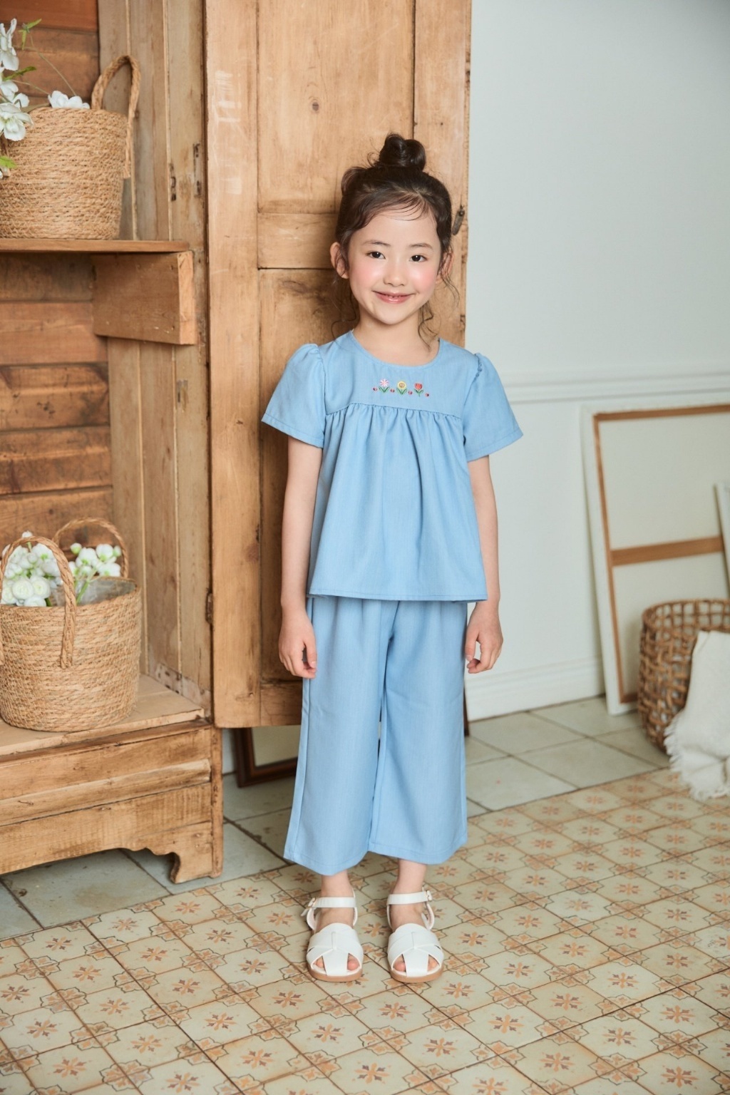 正韓夏bbb 兩色甜美刺繡花套裝