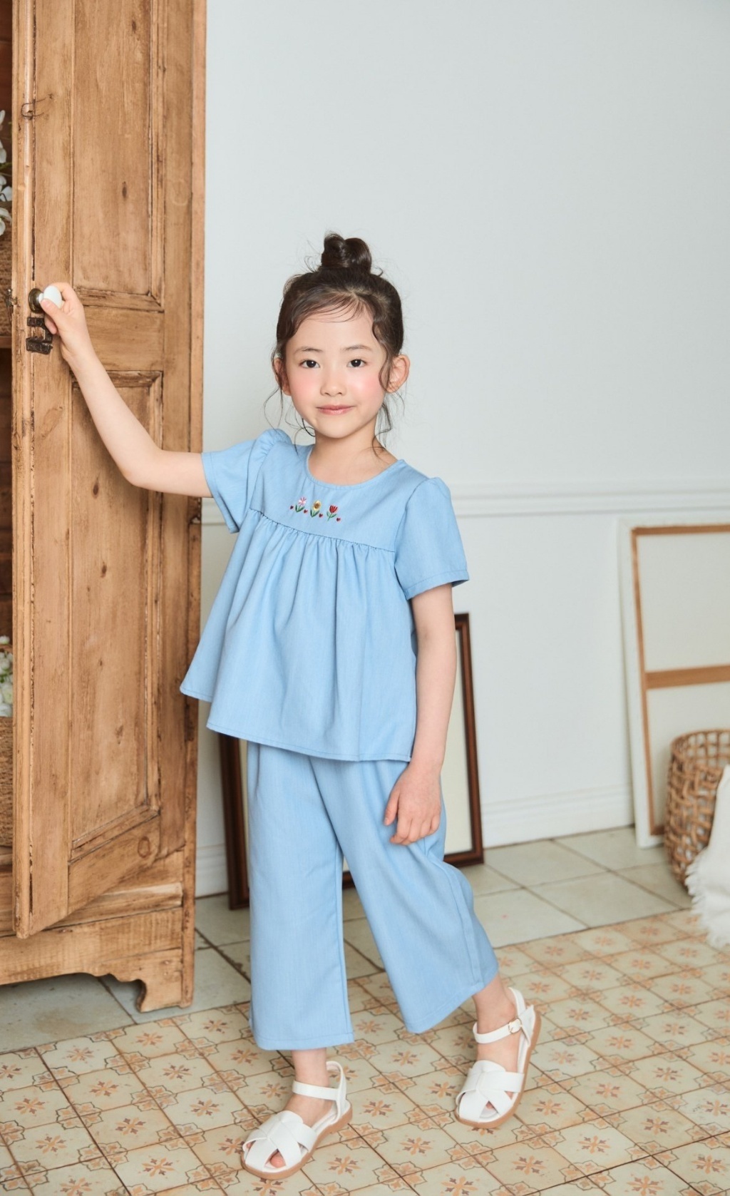 正韓夏bbb 兩色甜美刺繡花套裝