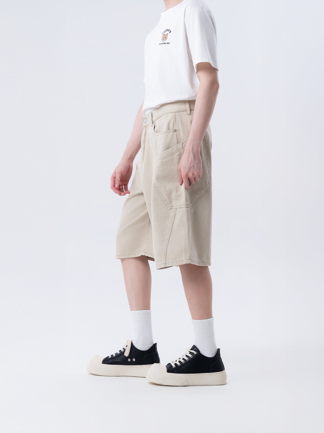 側邊大貼袋造型闊腿短褲