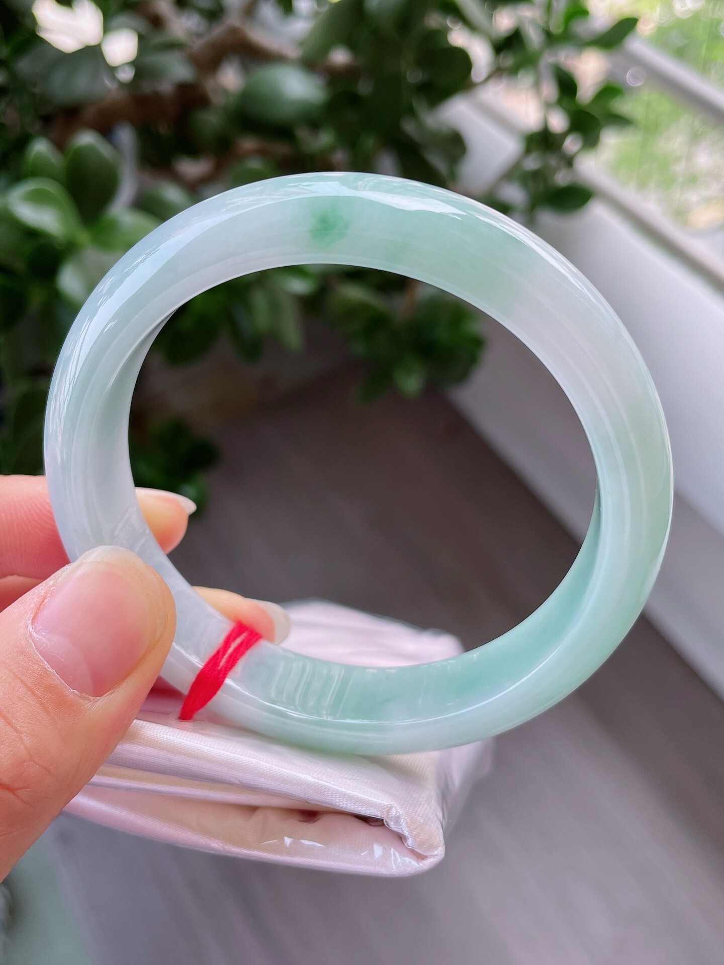 329128 60.8mm冰飄花翡翠手鐲 (60-62)