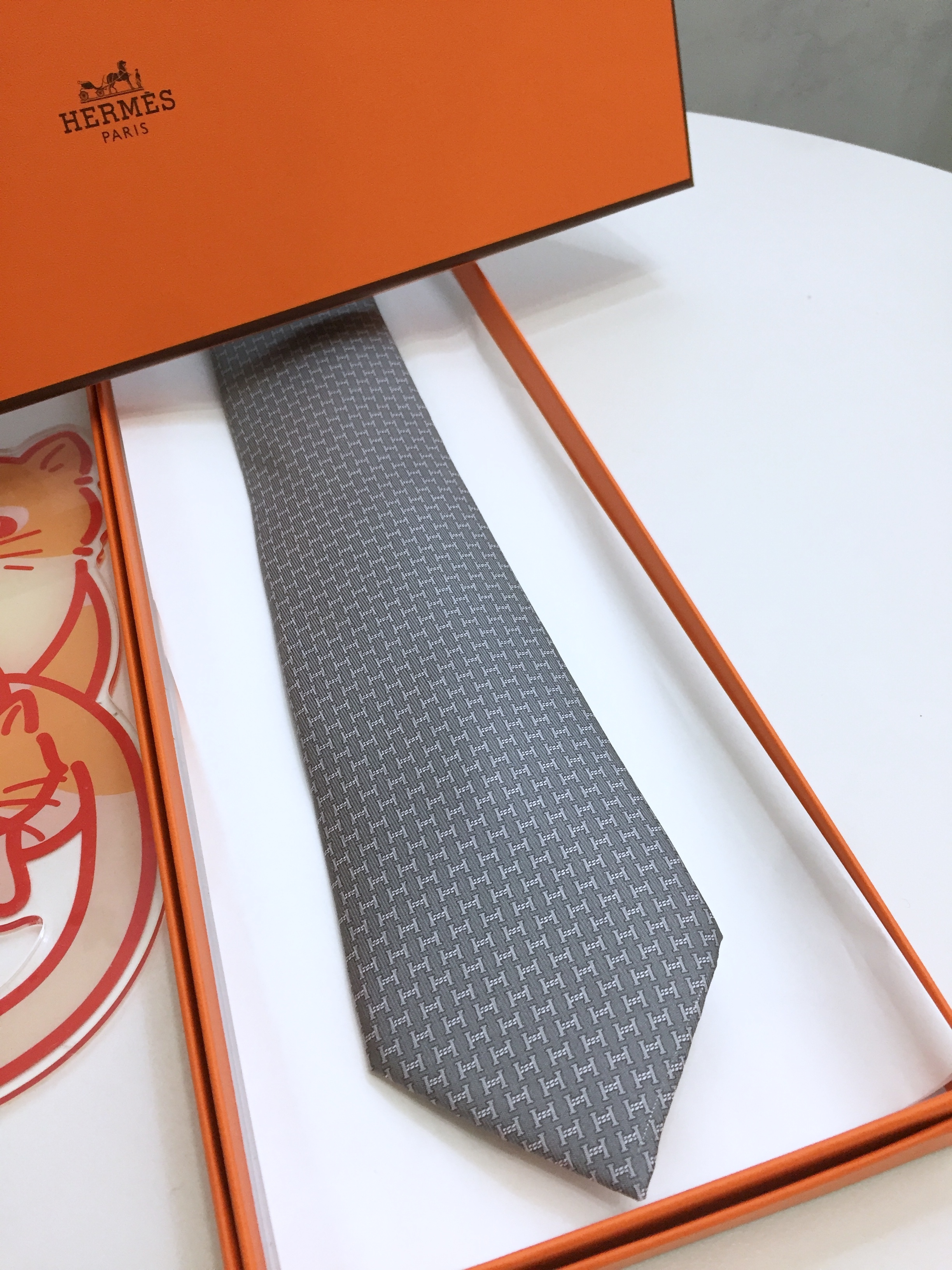 Hermes 領呔