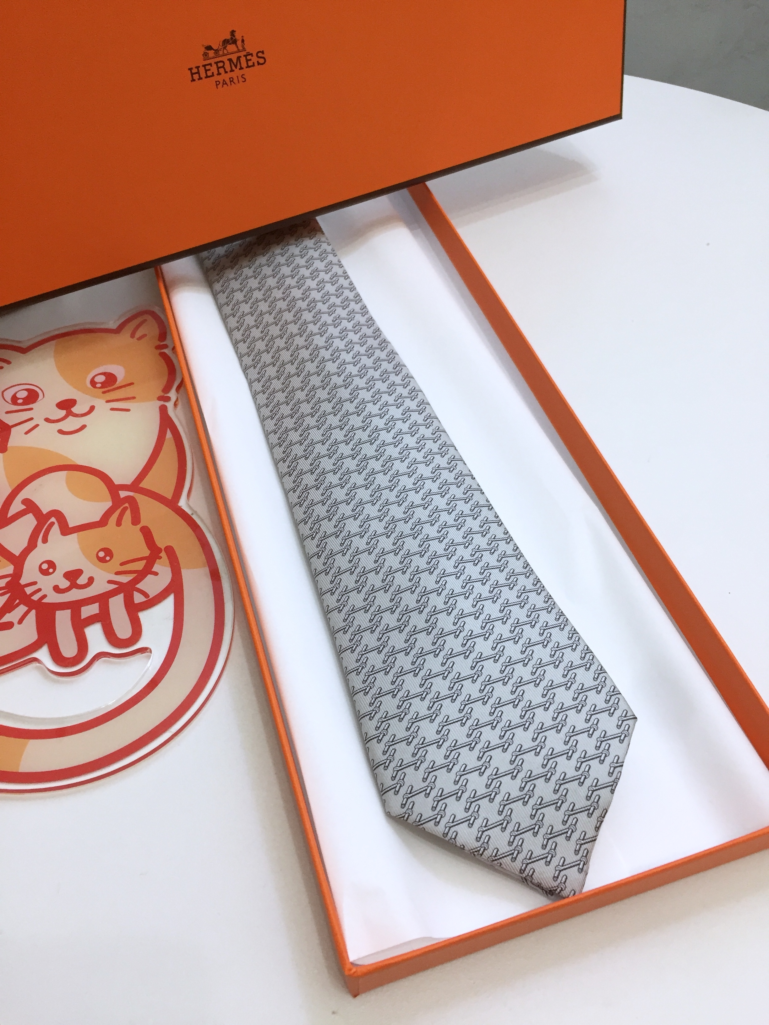 Hermes 領呔