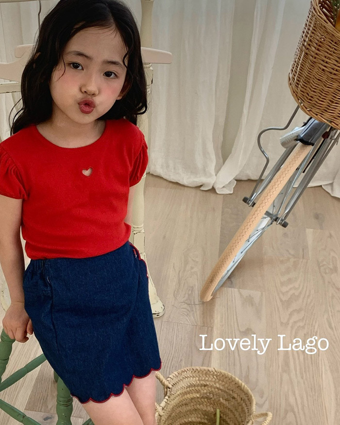 正韓夏LAGO 兩色鏤空愛心愛心壓紋上衣