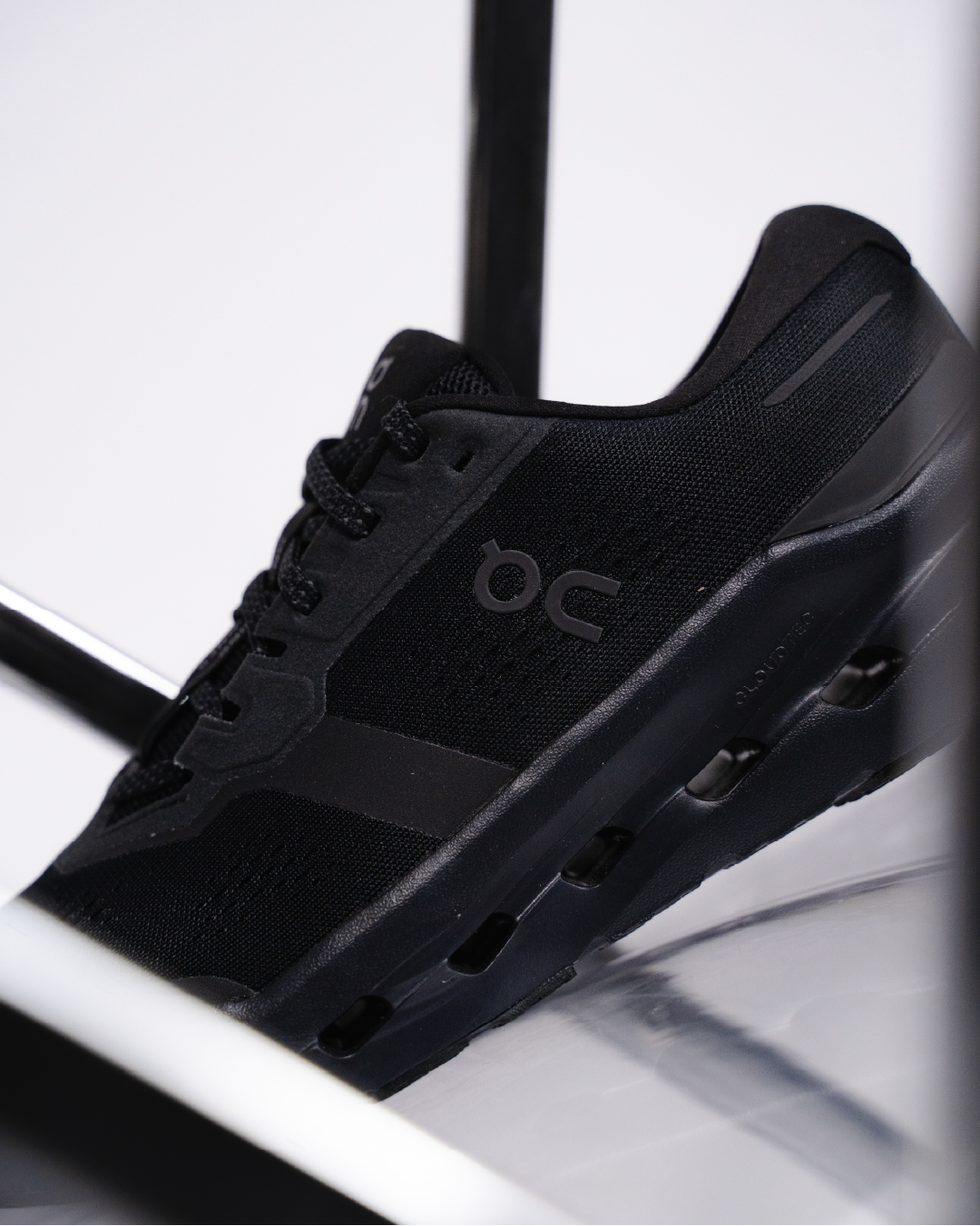 ON 昂跑 Cloudrunner 3 3MG10091043 男 慢跑鞋 寬楦 跑鞋 路跑 黑