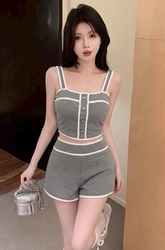 白邊愛心釦罩杯背心+白邊短褲