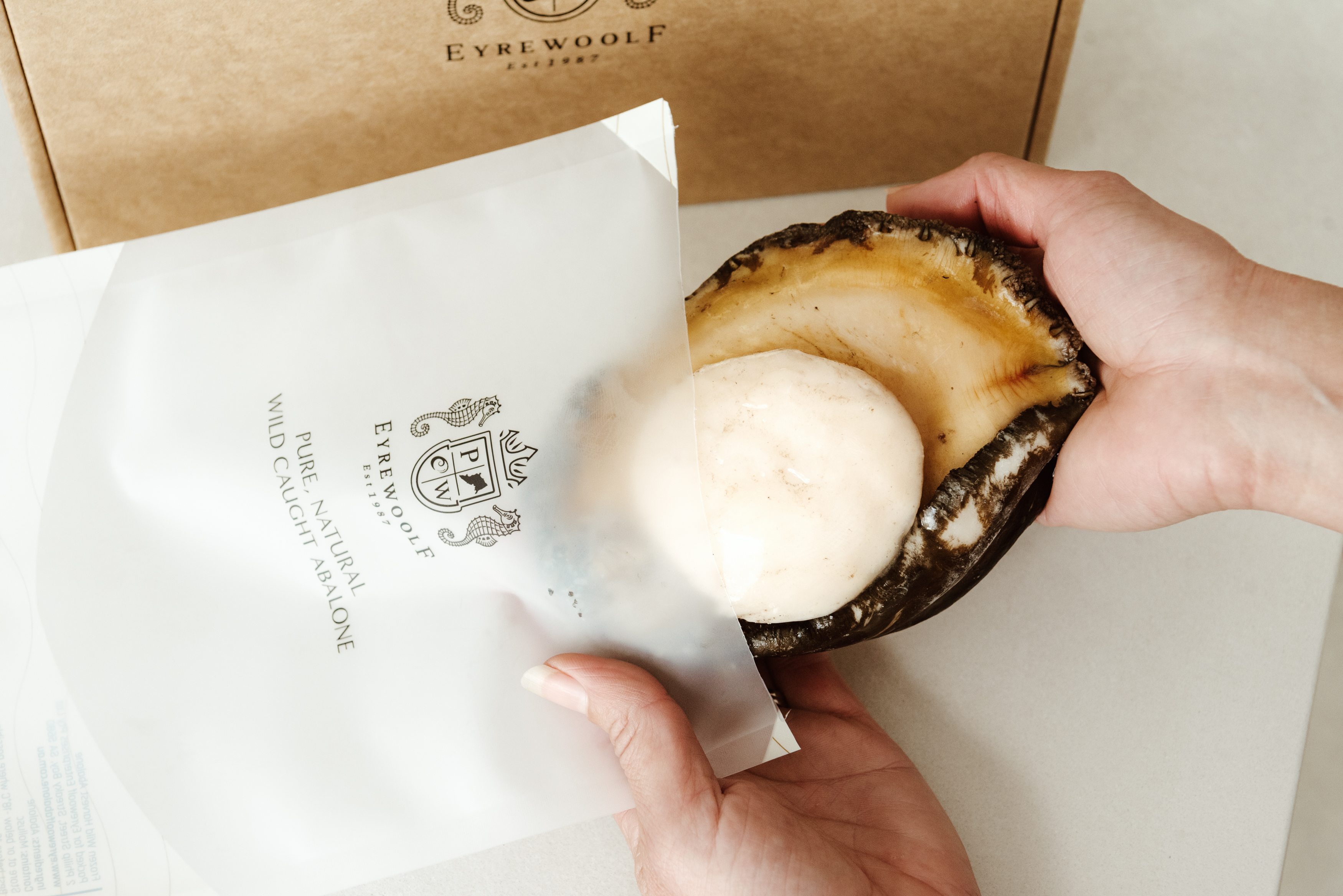 EYREWOOLF 澳洲一級野生黑邊鮑 2-3 ~ 180-200g 隻 (急凍)