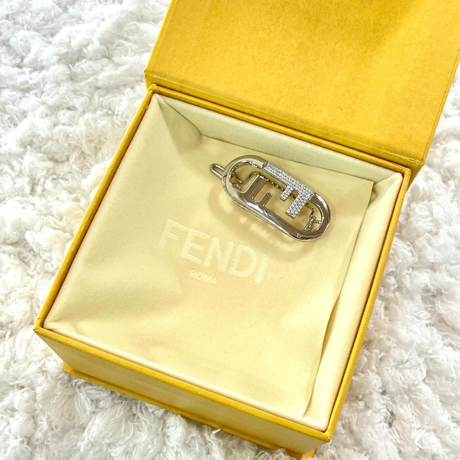 全新Fendi O'lock Hair lip 銀色水鑽 8AH325 A44G #芬迪髮夾 #BRAND NEW #香榭站正品