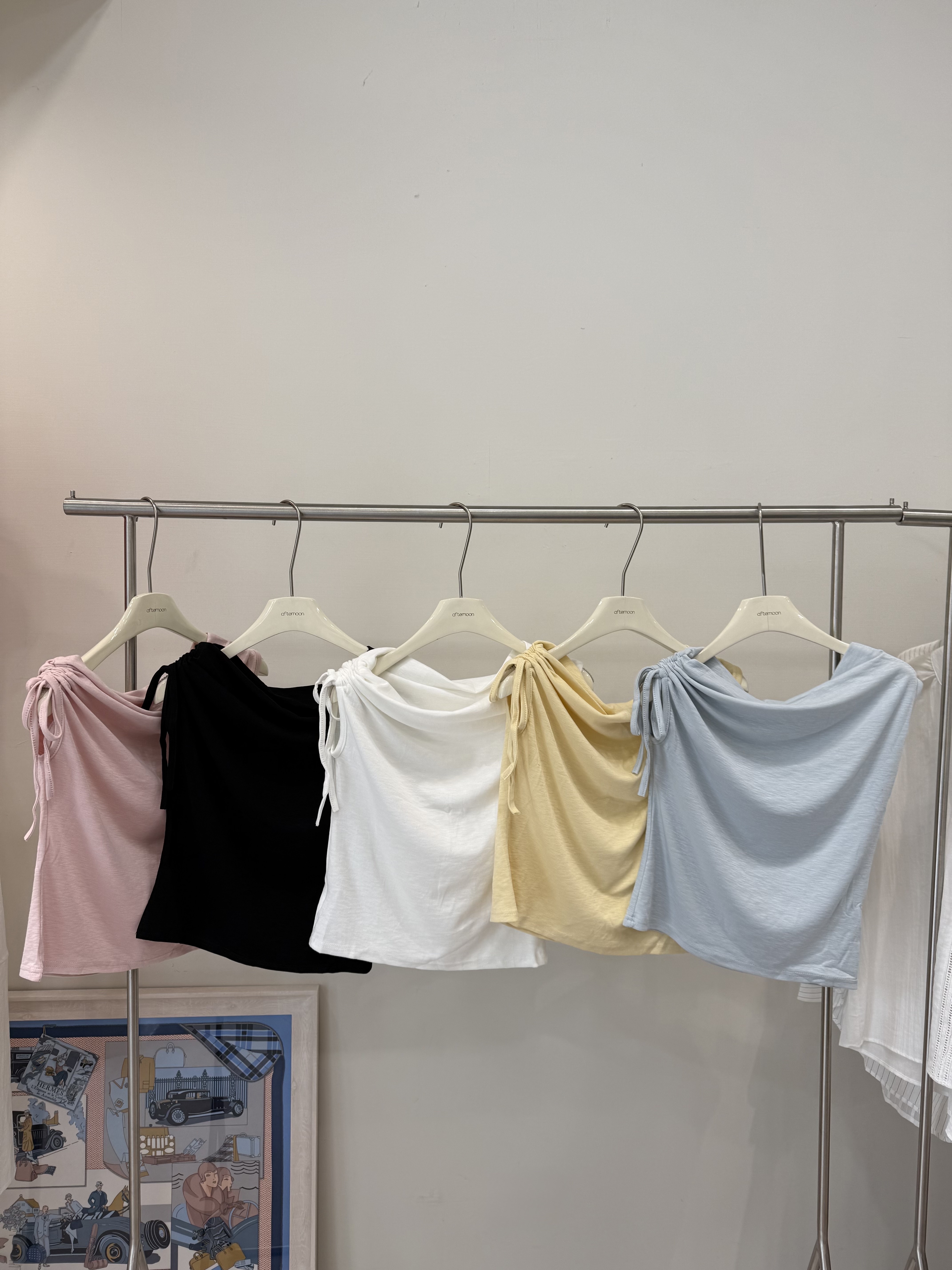 802 垂墜領不規則上衣