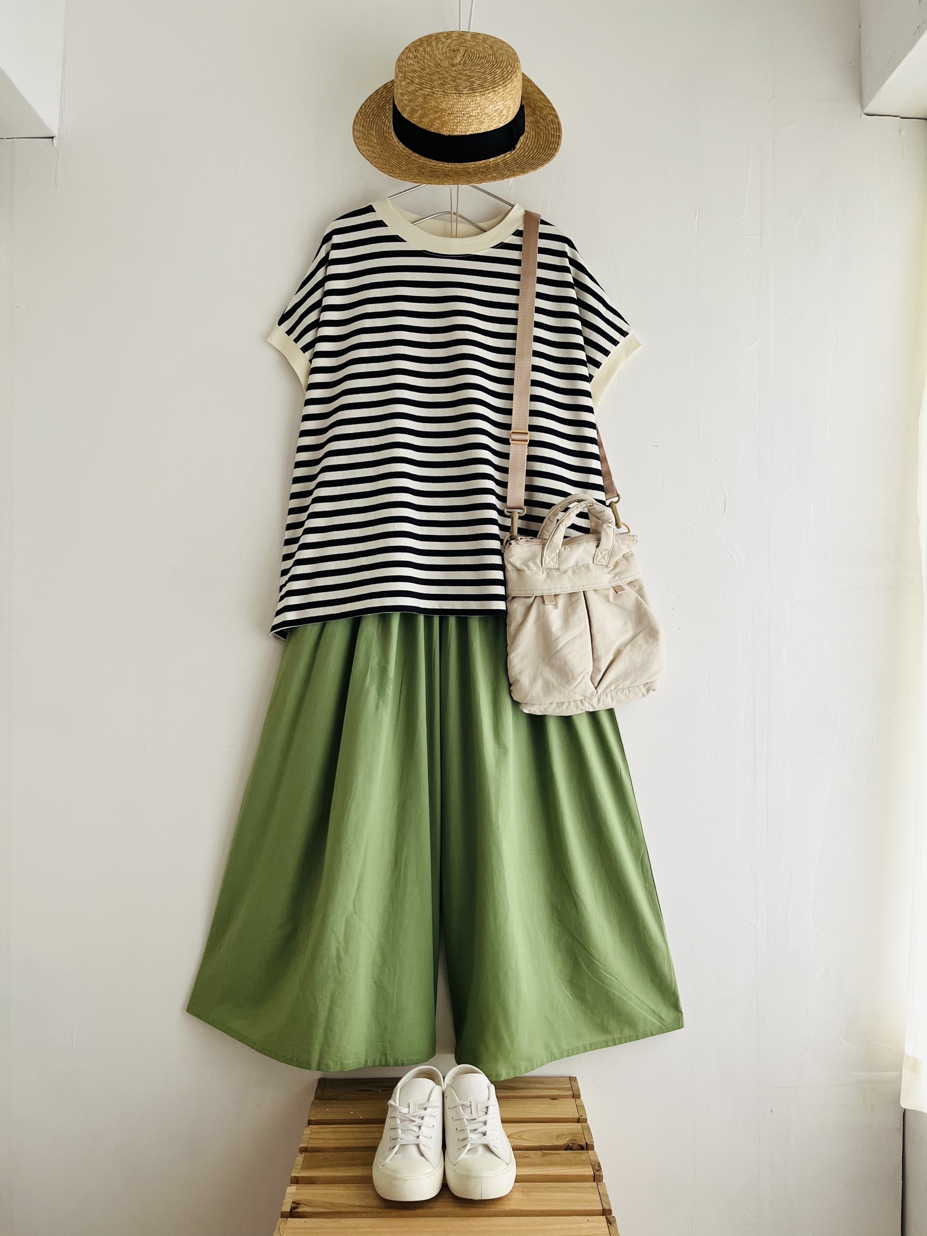 Bliss bunch米色橫間top