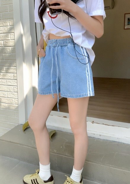 鬆緊抽繩白邊牛仔短褲