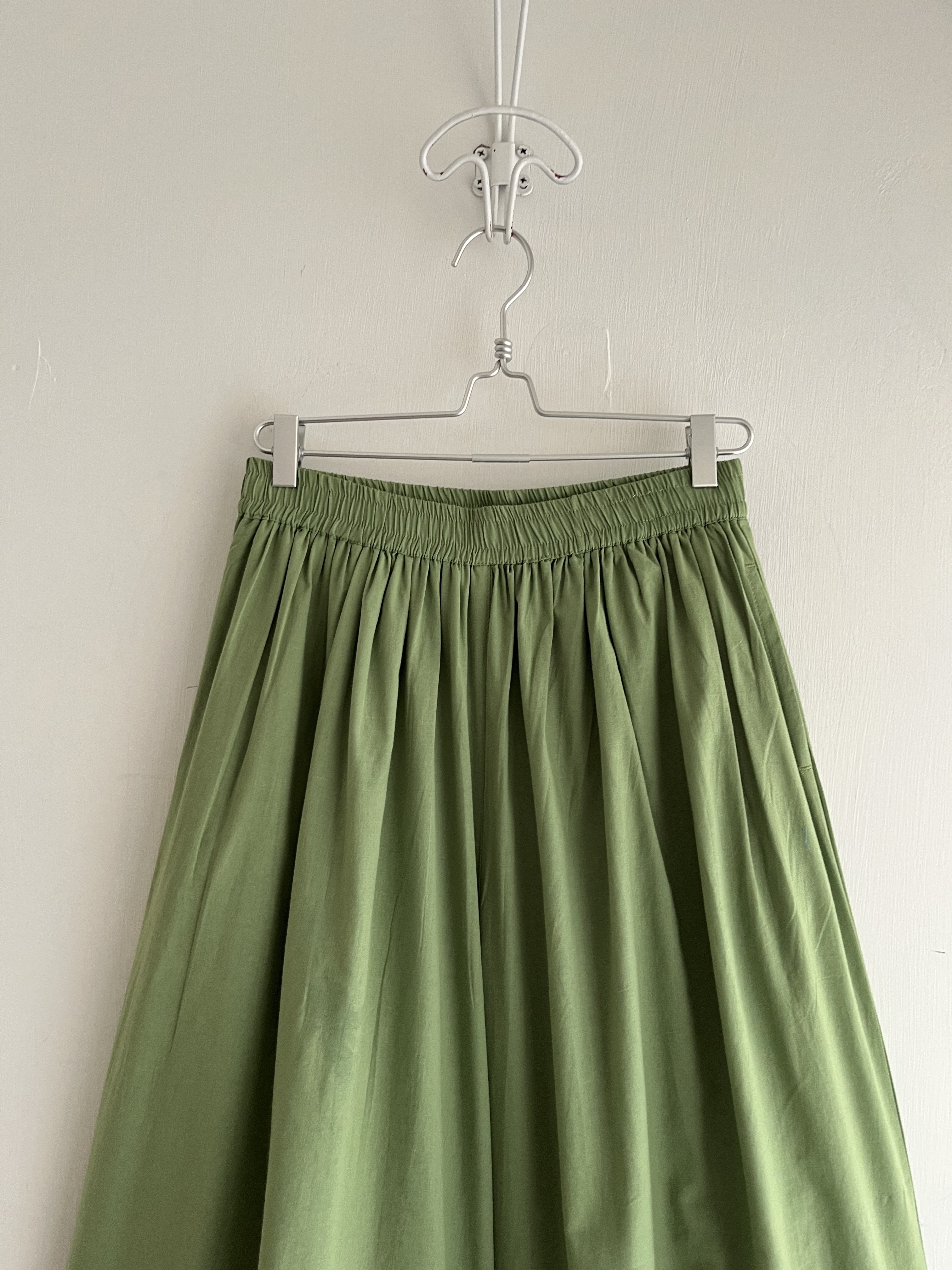 m.m.o.綠色全橡筋裙褲