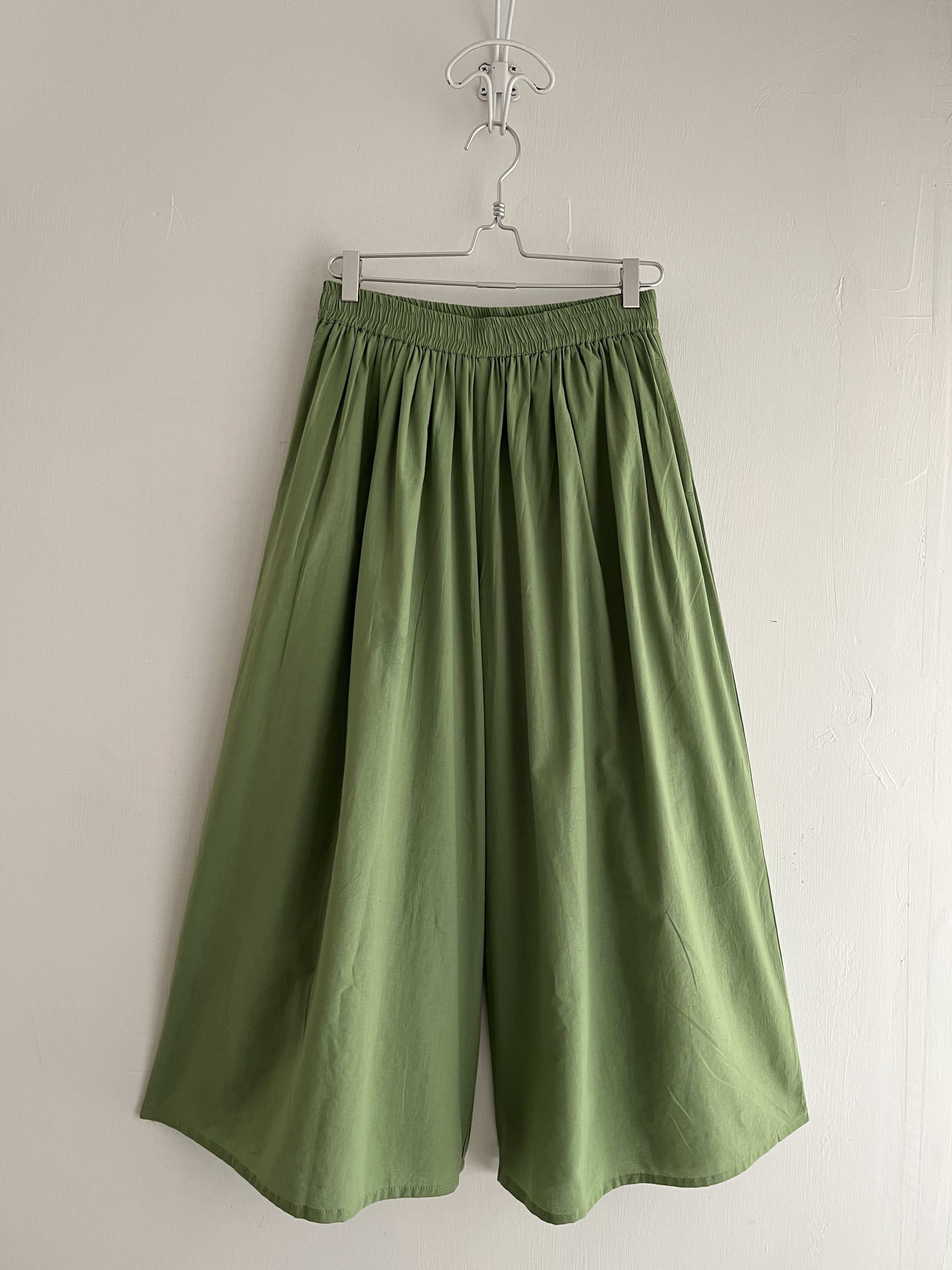 m.m.o.綠色全橡筋裙褲