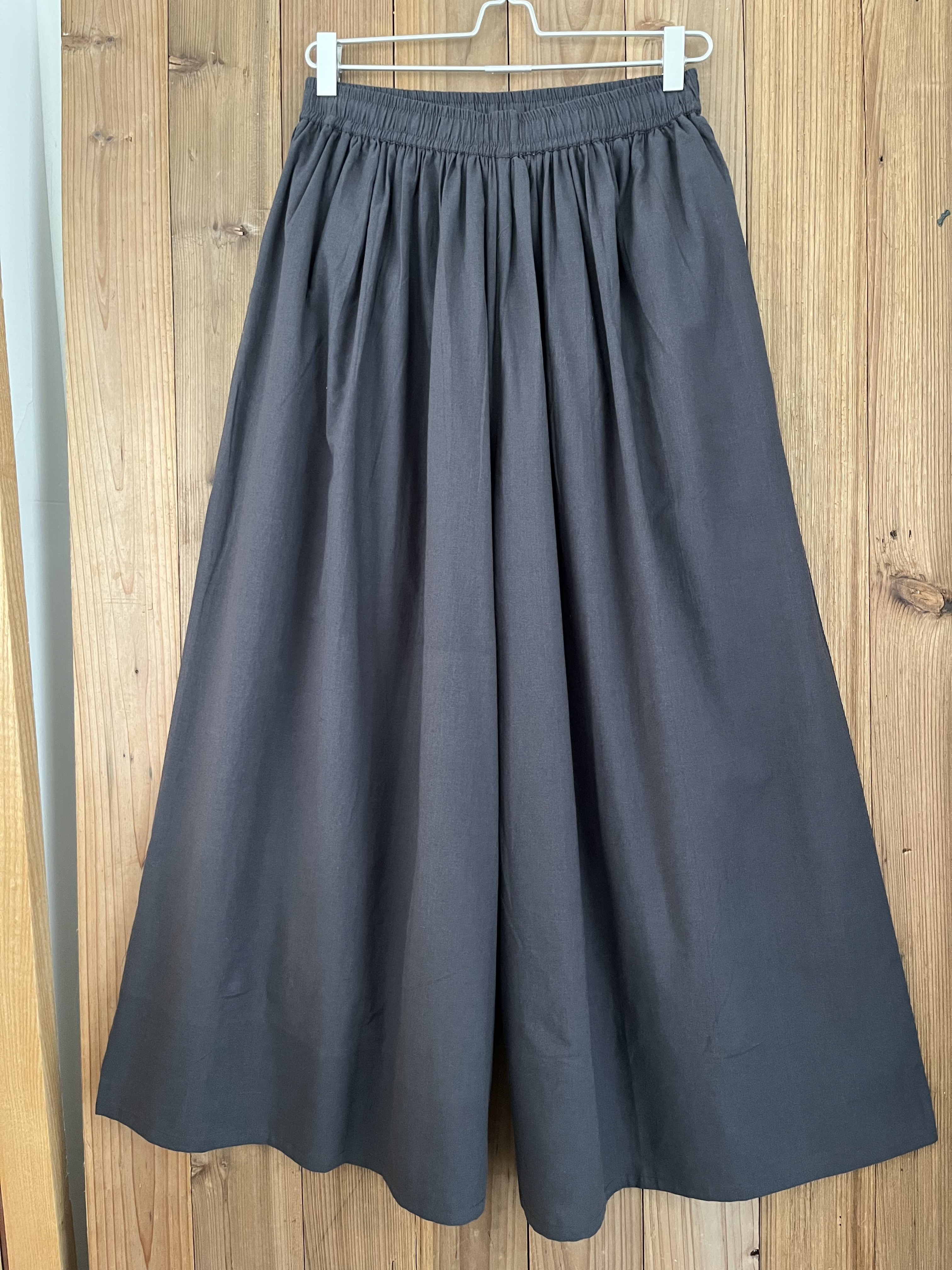 m.m.o.炭灰色全橡筋裙褲