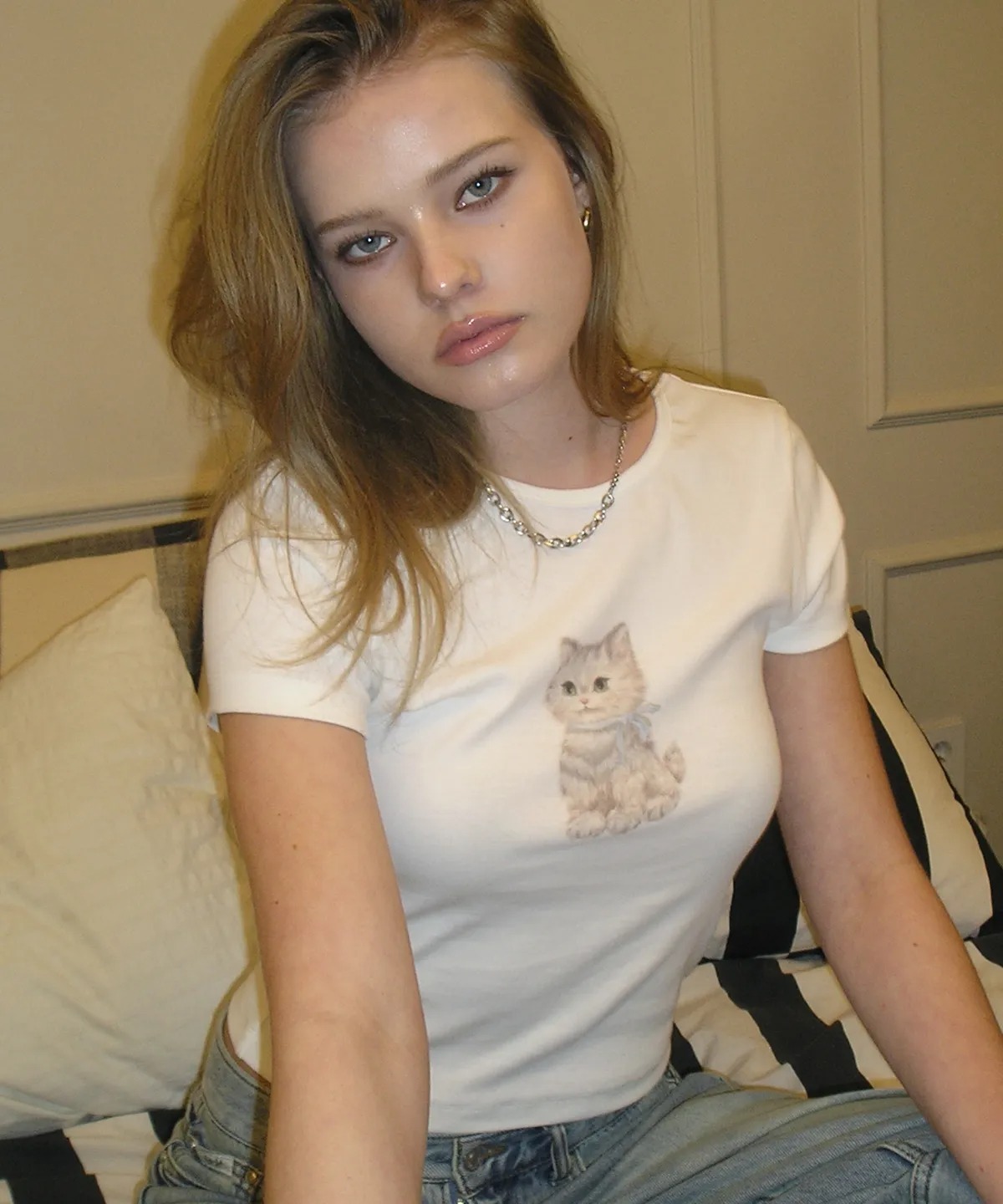 BITTER CELLS Kitty Cherry Tee