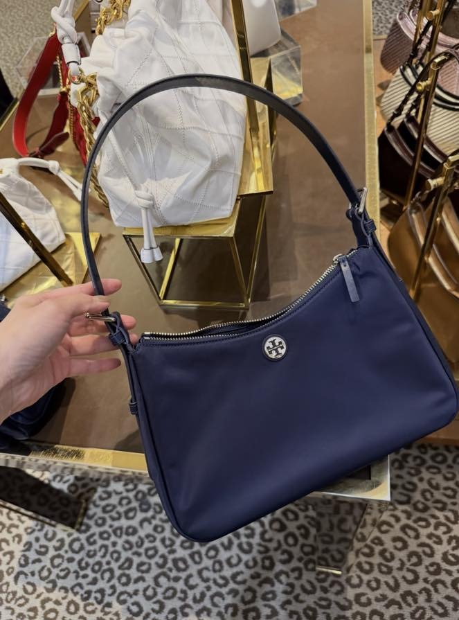 【預購】Tory Burch H041618 尼龍腋下包