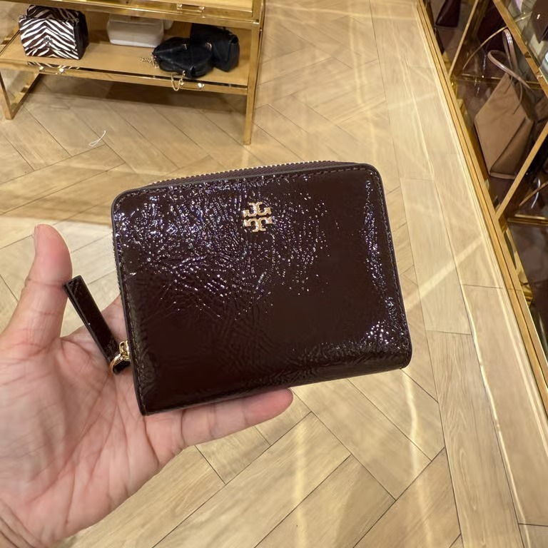 【預購】Tory Burch H041622 漆皮拉鍊短夾