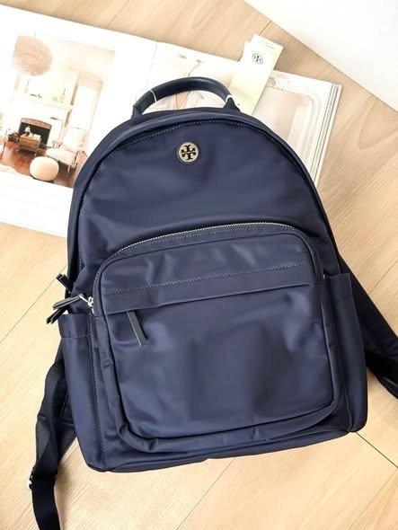 【預購】Tory Burch H041631 尼龍雙肩背包