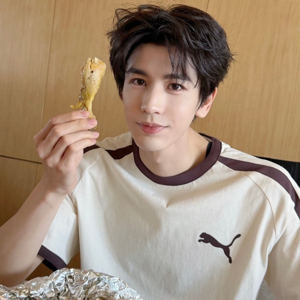 PUMA 張凌赫同款 復古 撞色 經典 LOGO 圓領 短袖 (男款)