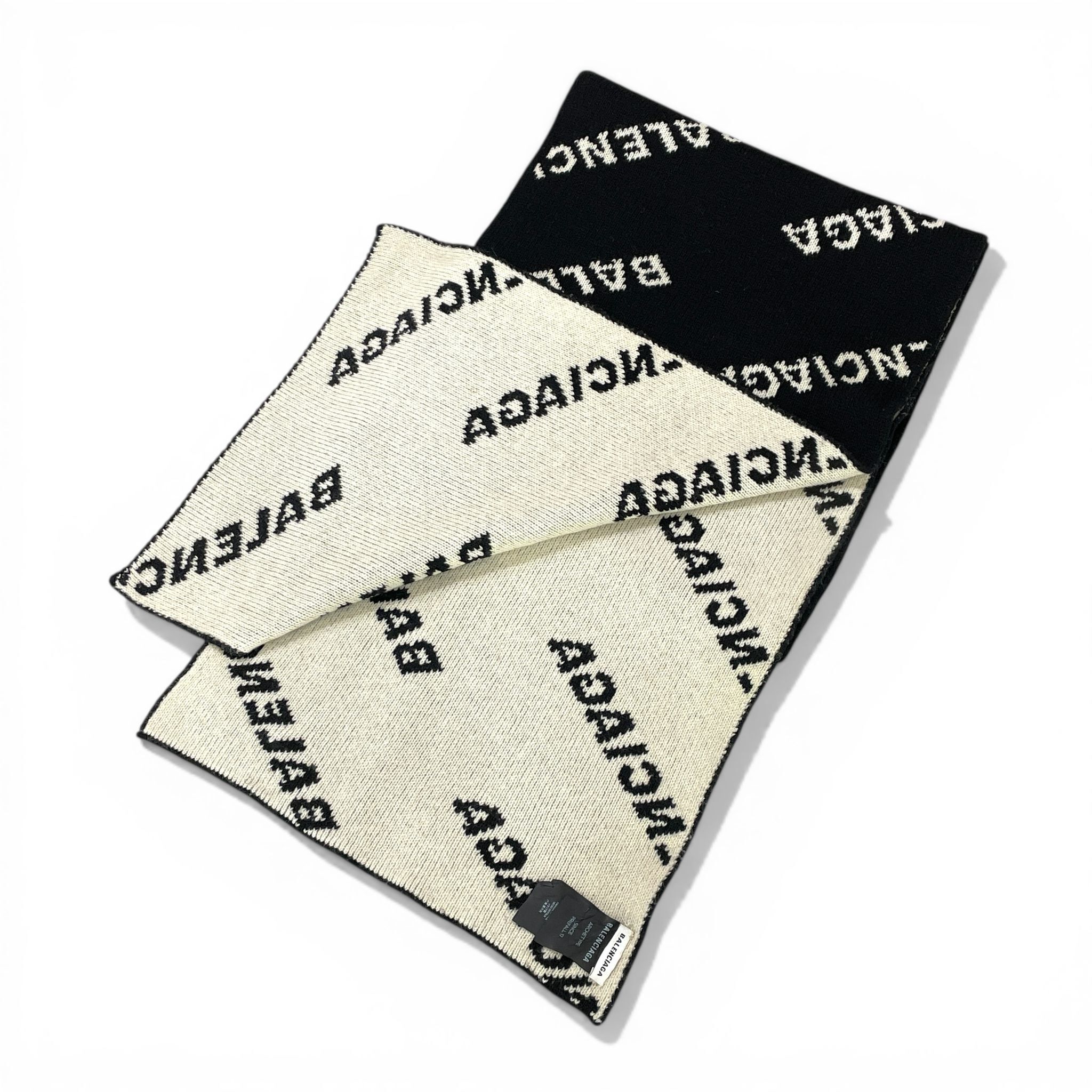 98%NEW二手BALENCIAGA SCARF MACRO  30x205cm 黑白色羊毛 #巴黎世家圍巾 #香榭站正品