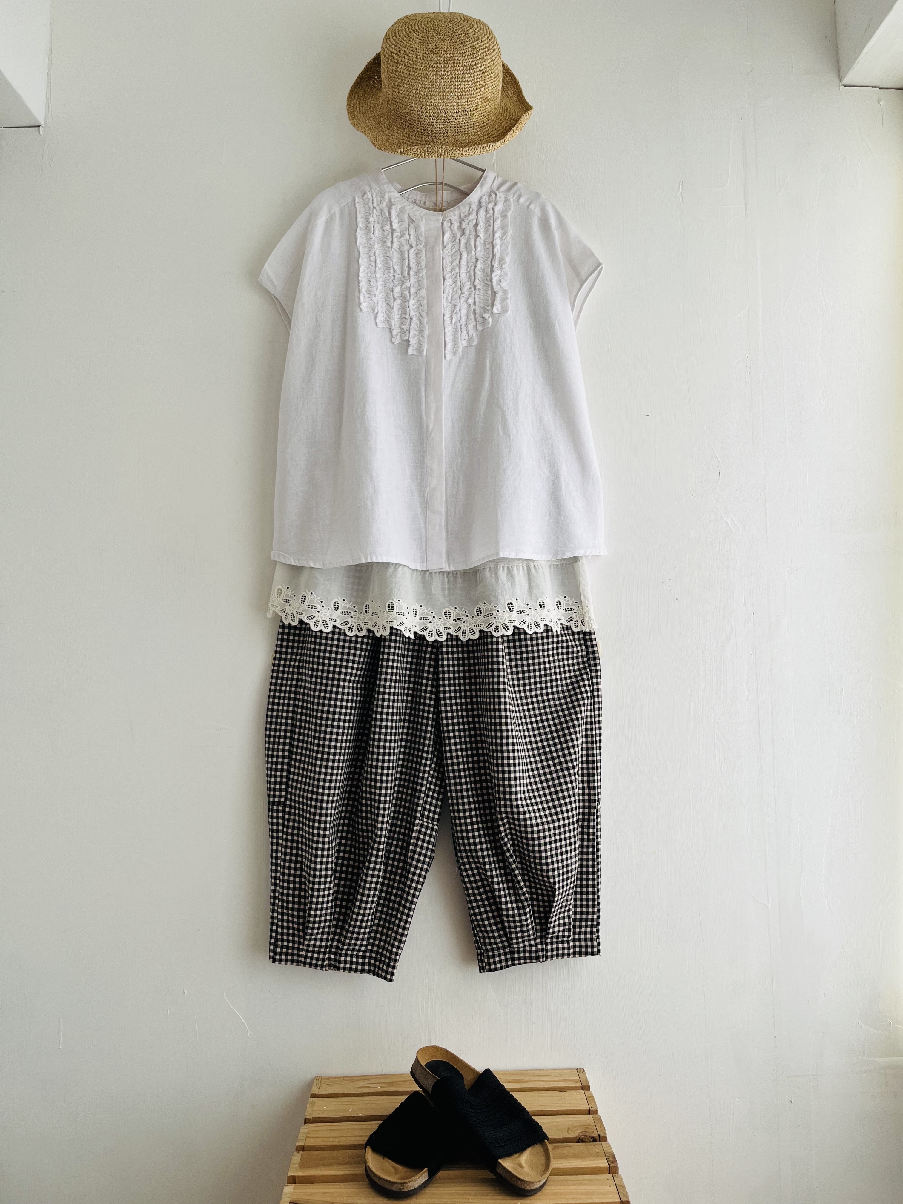 Bliss bunch白色立體蘇蘇top