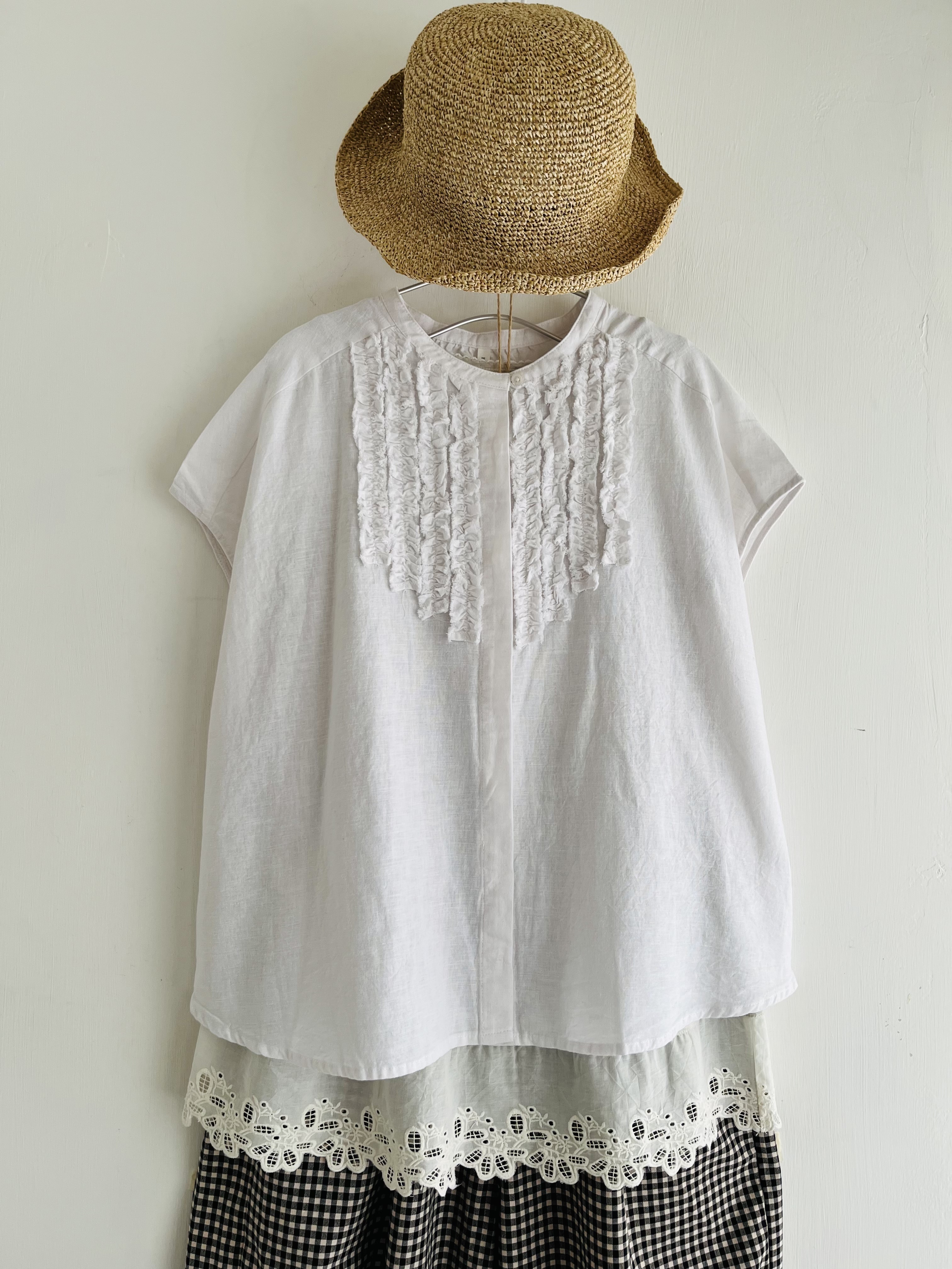 Bliss bunch白色立體蘇蘇top