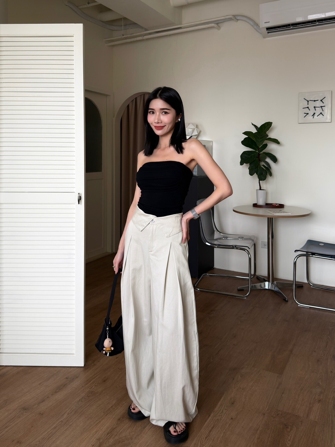 褲頭反折造型西裝繭型褲