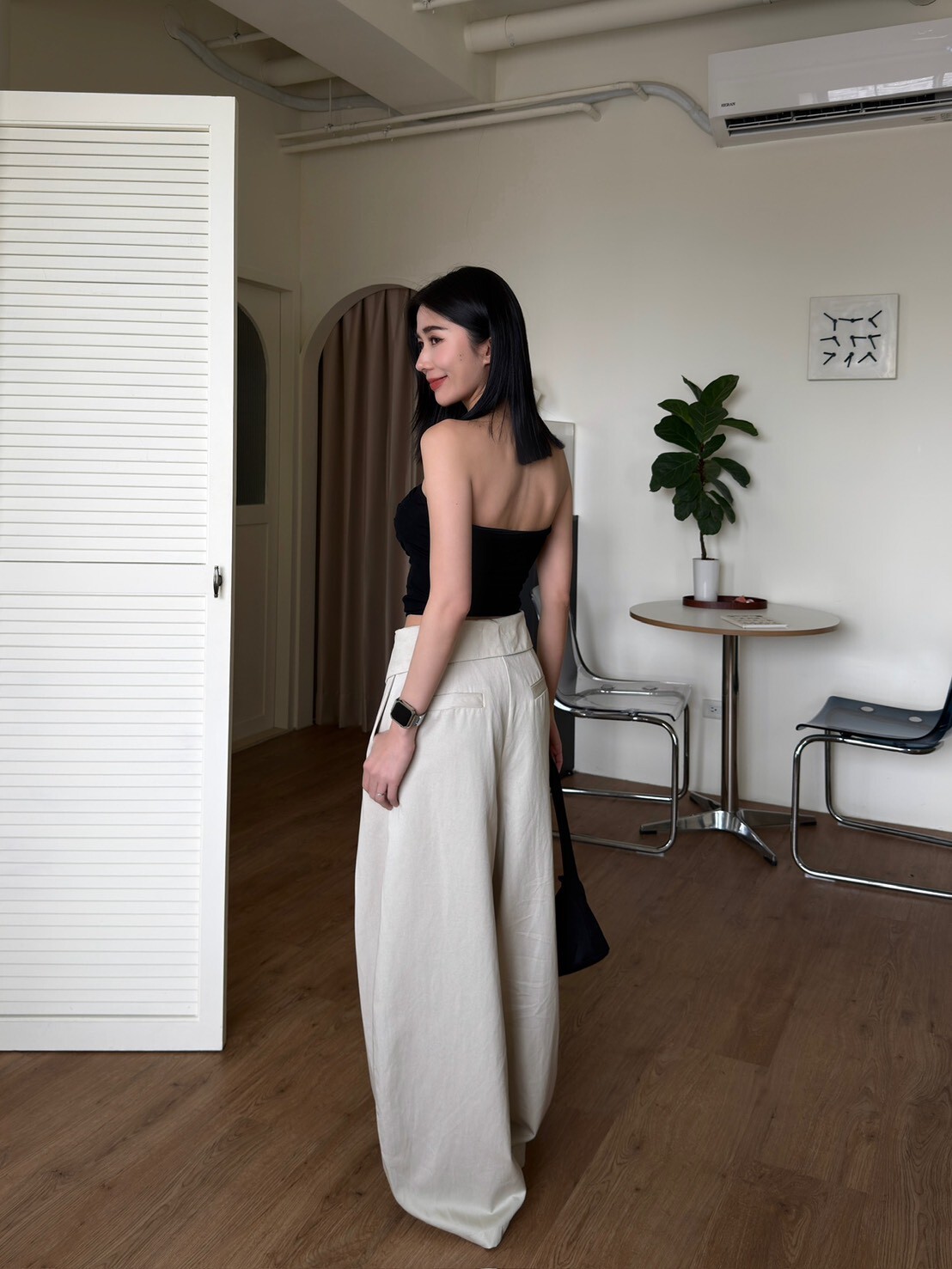 褲頭反折造型西裝繭型褲