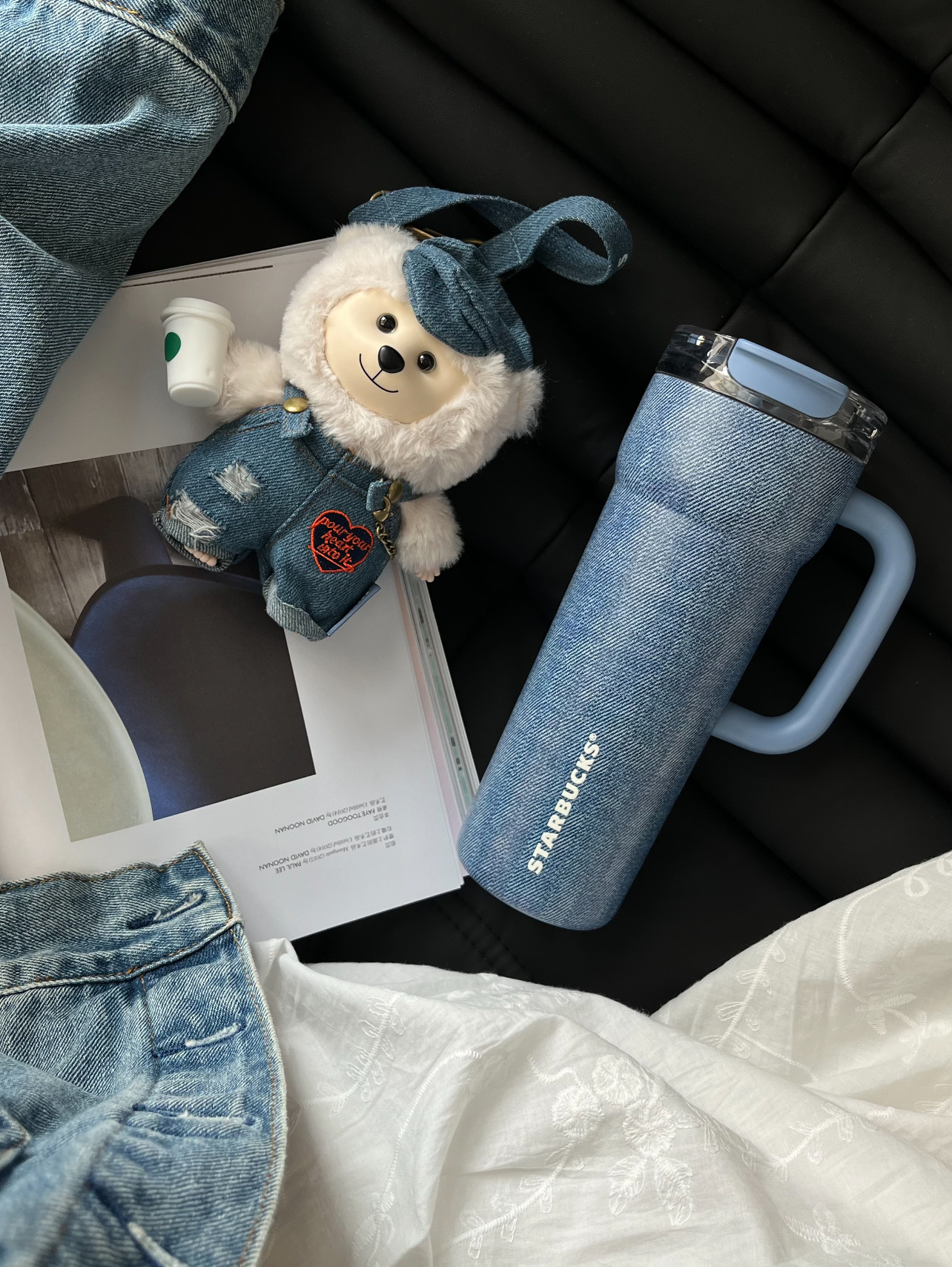 代購-Starbucks星巴克 丹寧星咖系列 不鏽鋼雙飲口 隨行杯 配熊熊店長吊飾 保溫杯 藏藍色 690ml